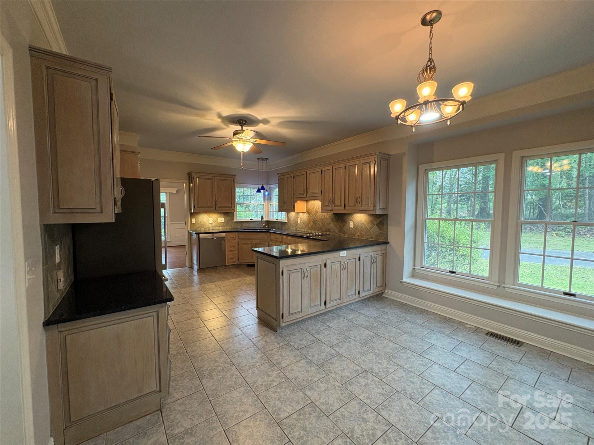 27 Mountain Lake Drive - Photo 3