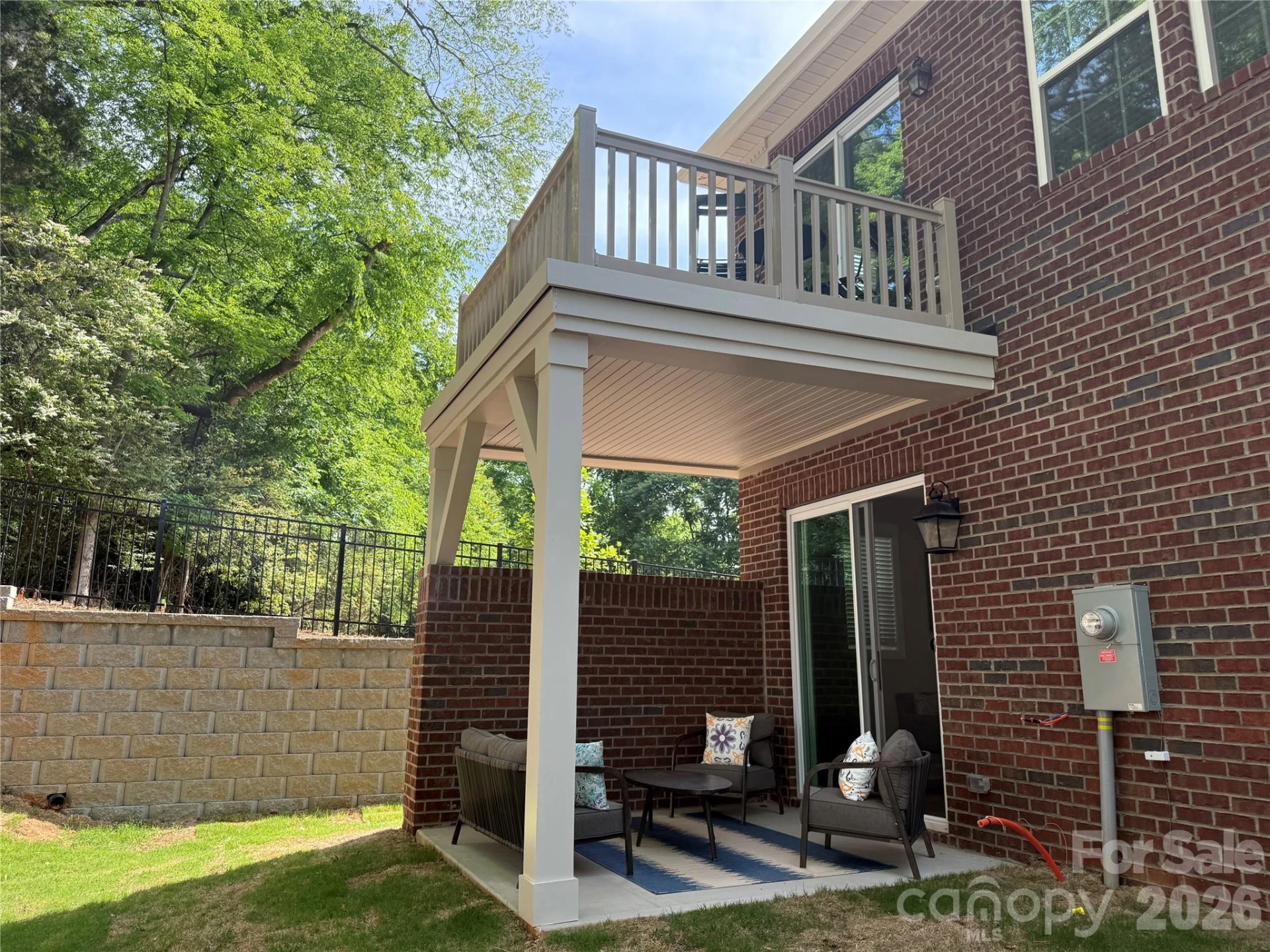12123 Lavinia Lane - Photo 2