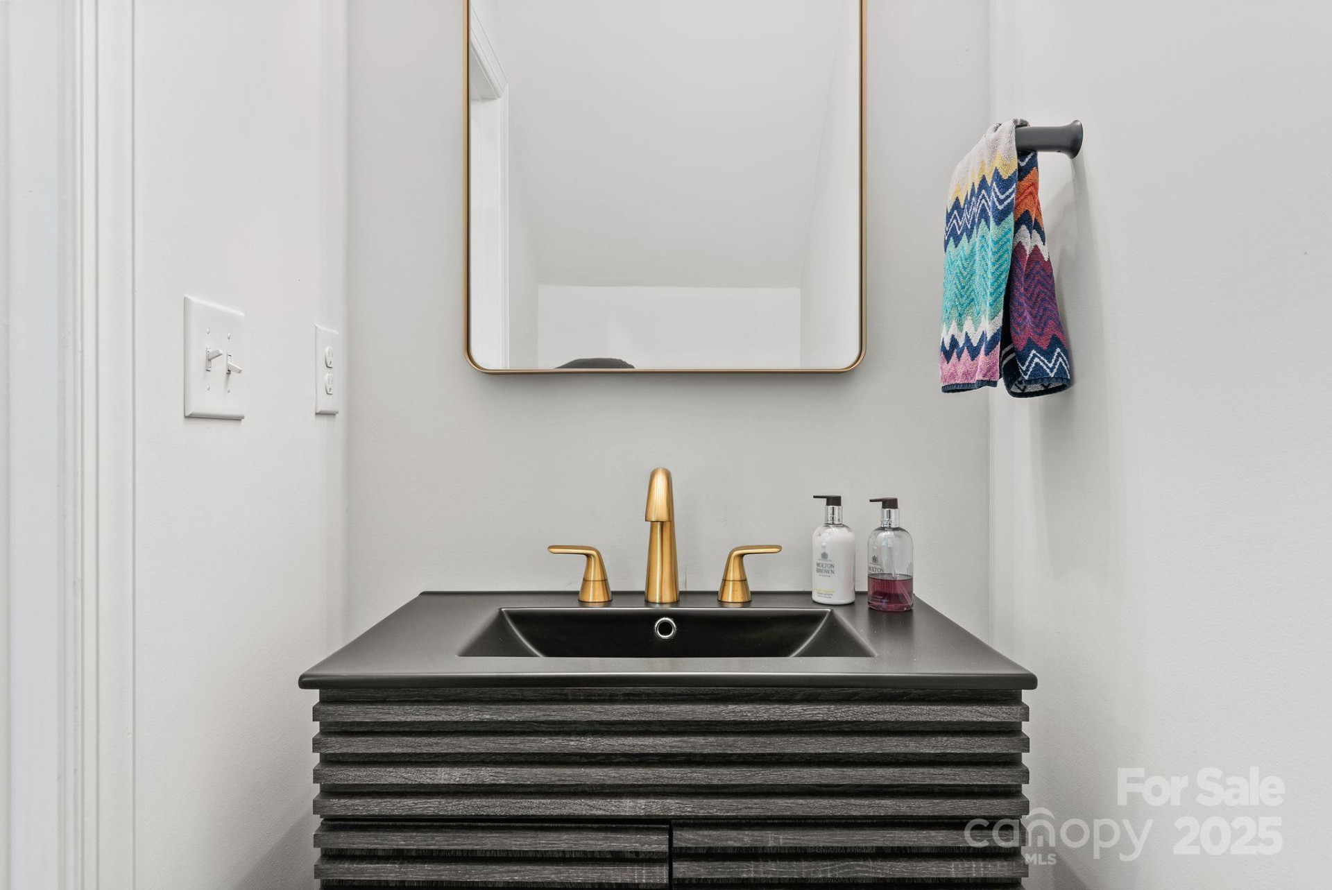 66 Walnut Springs Drive - Photo 13