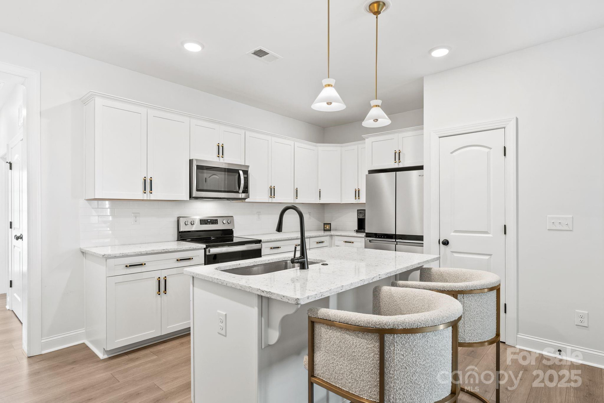 66 Walnut Springs Drive - Photo 10