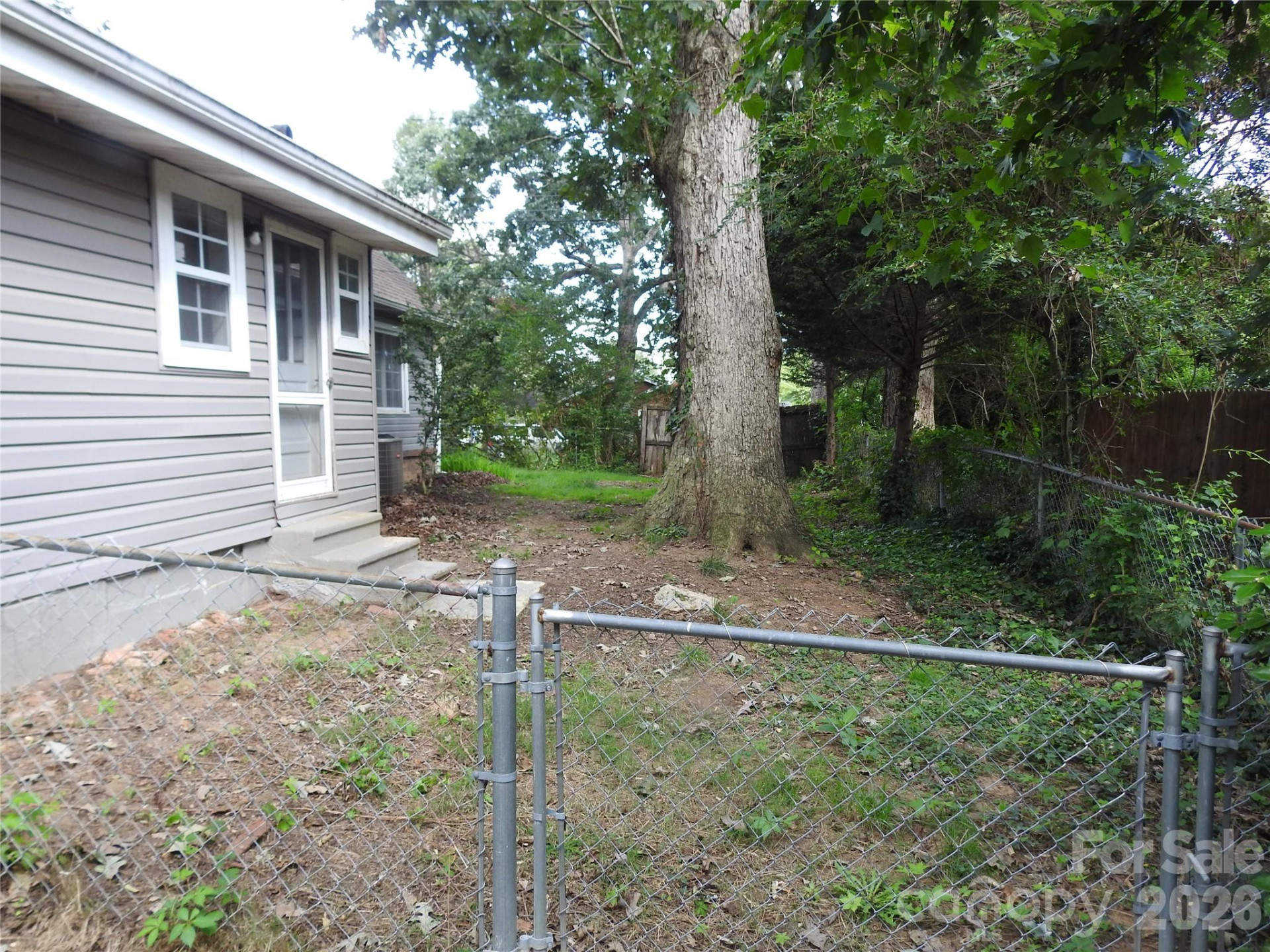 201 Merriman Road - Photo 23