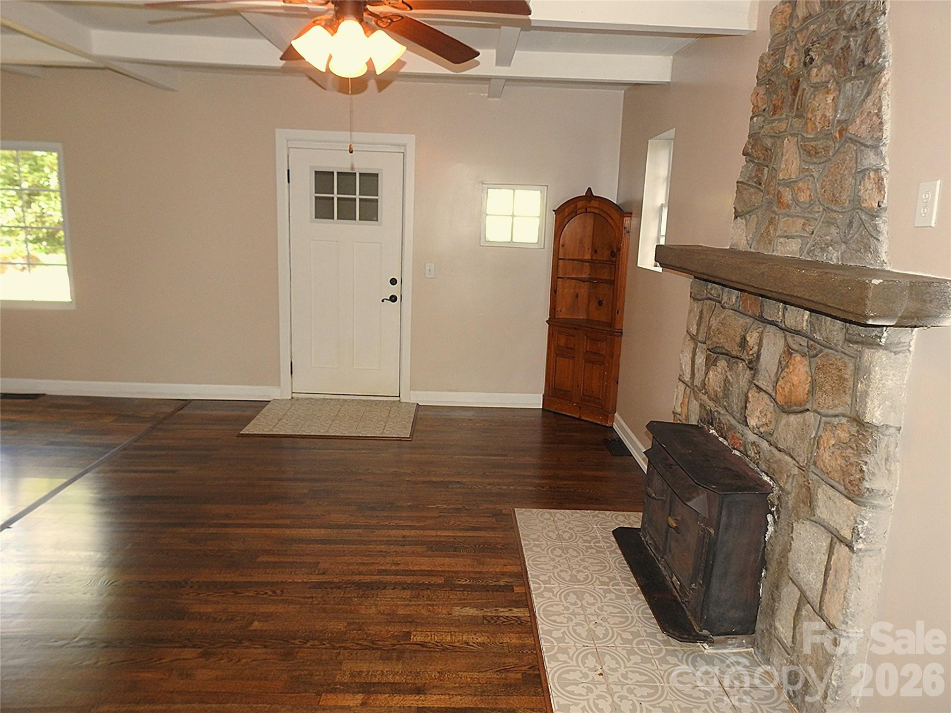 201 Merriman Road - Photo 4