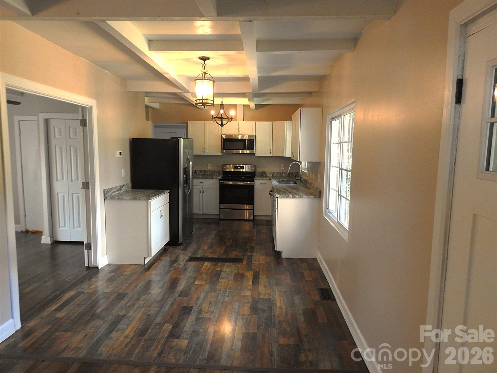 201 Merriman Road - Photo 5