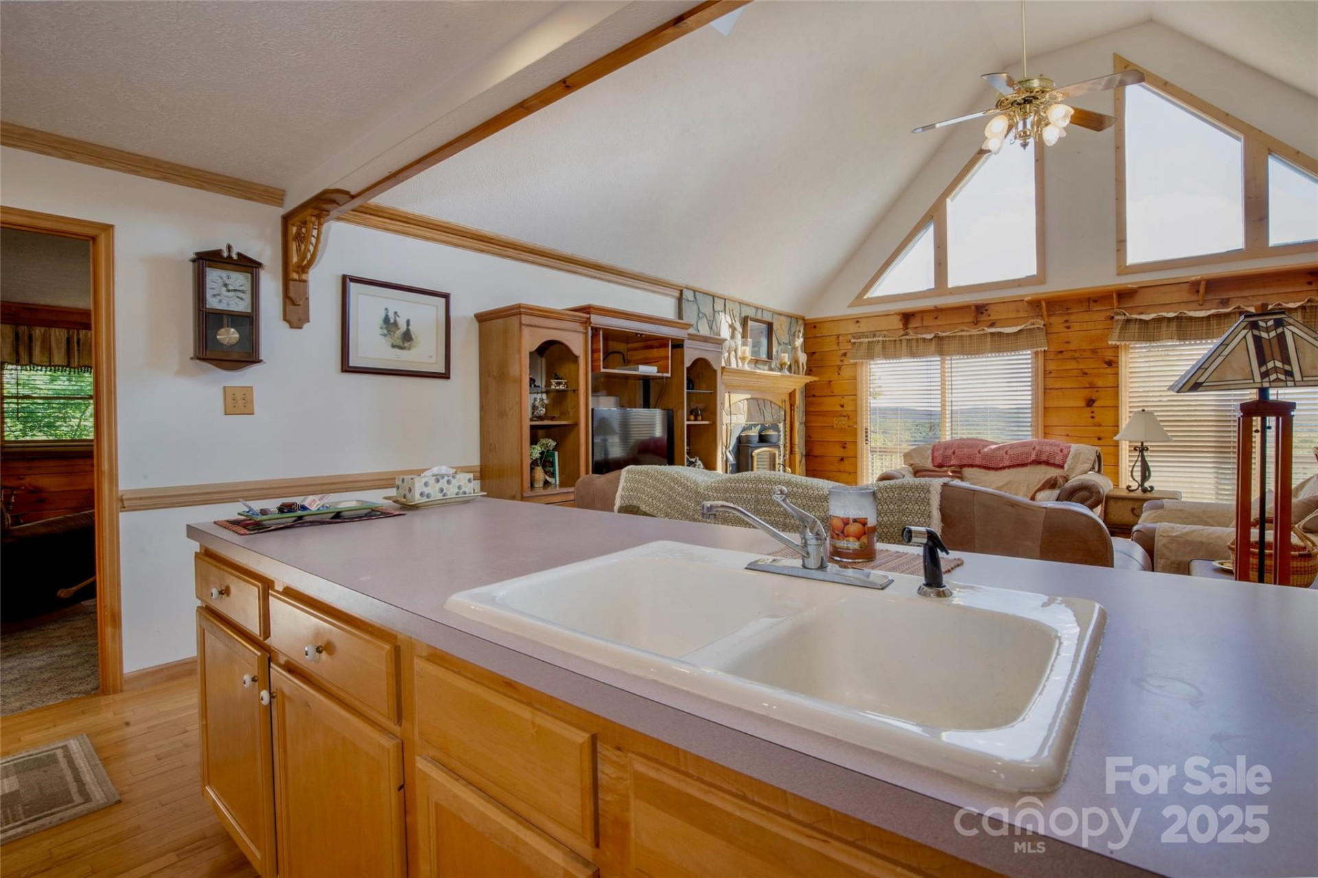 807 Pine Tree Road - Photo 13