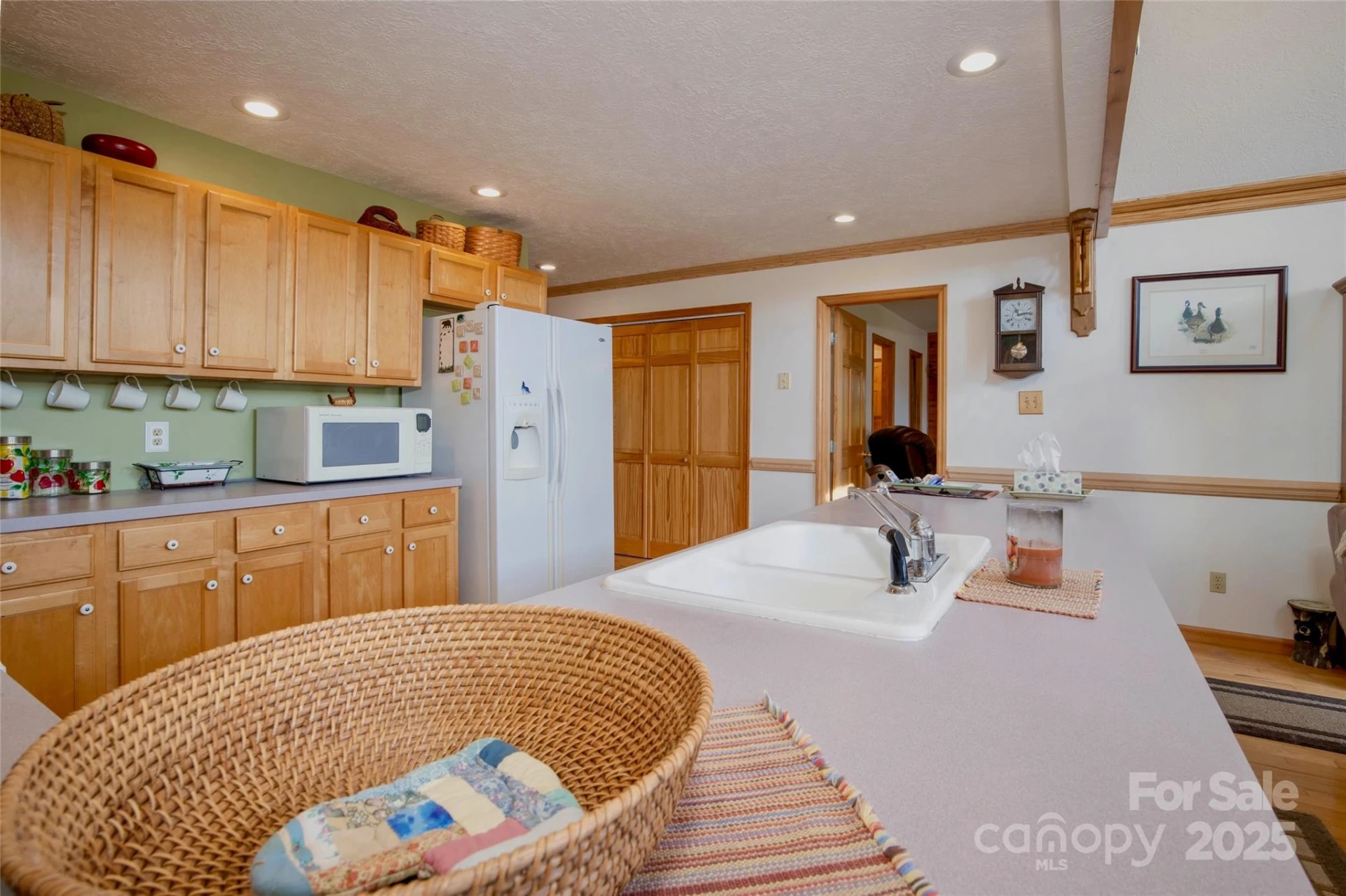 807 Pine Tree Road - Photo 15