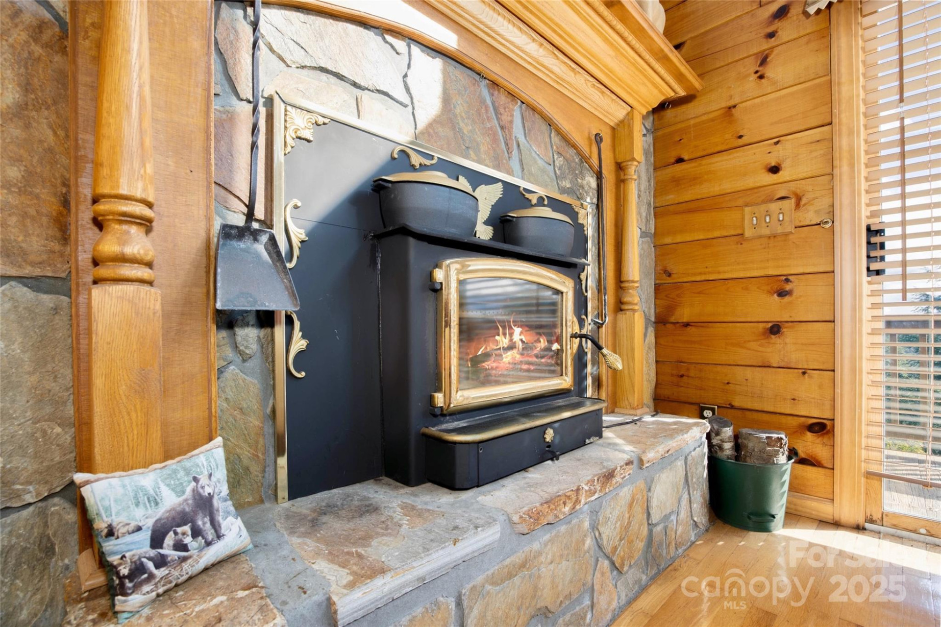 807 Pine Tree Road - Photo 7