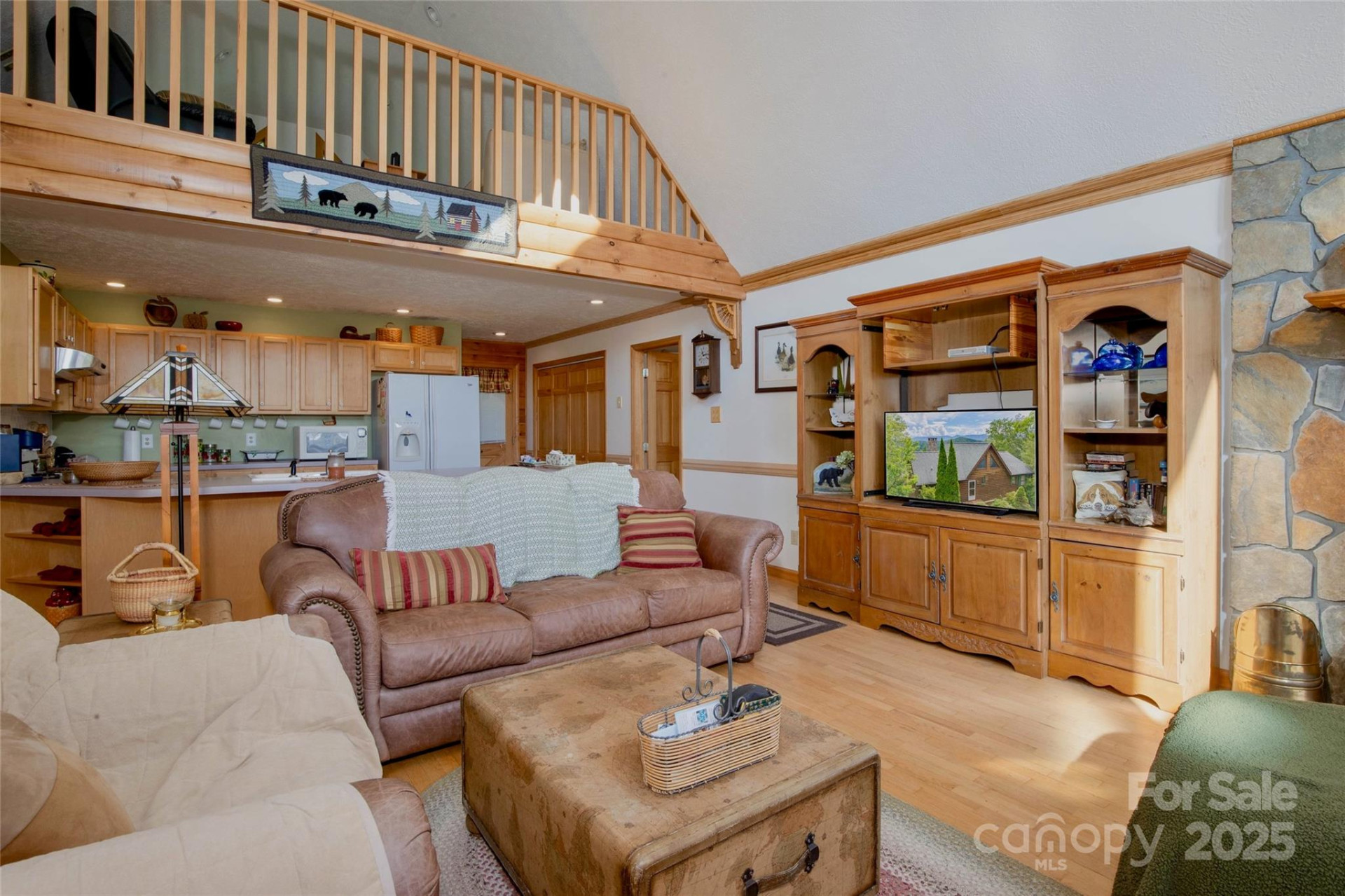 807 Pine Tree Road - Photo 9