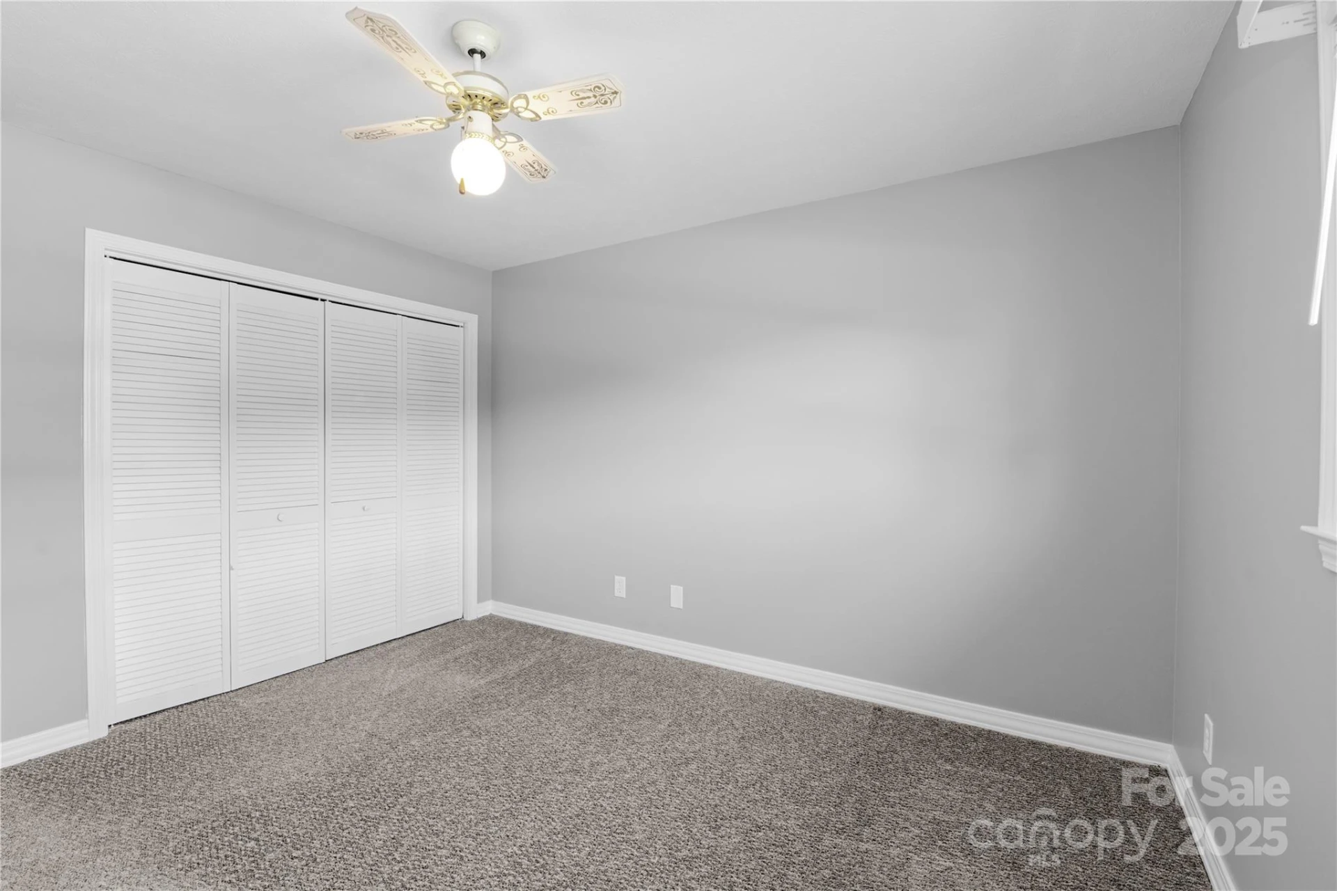 111 Curtis Creek Road - Photo 15