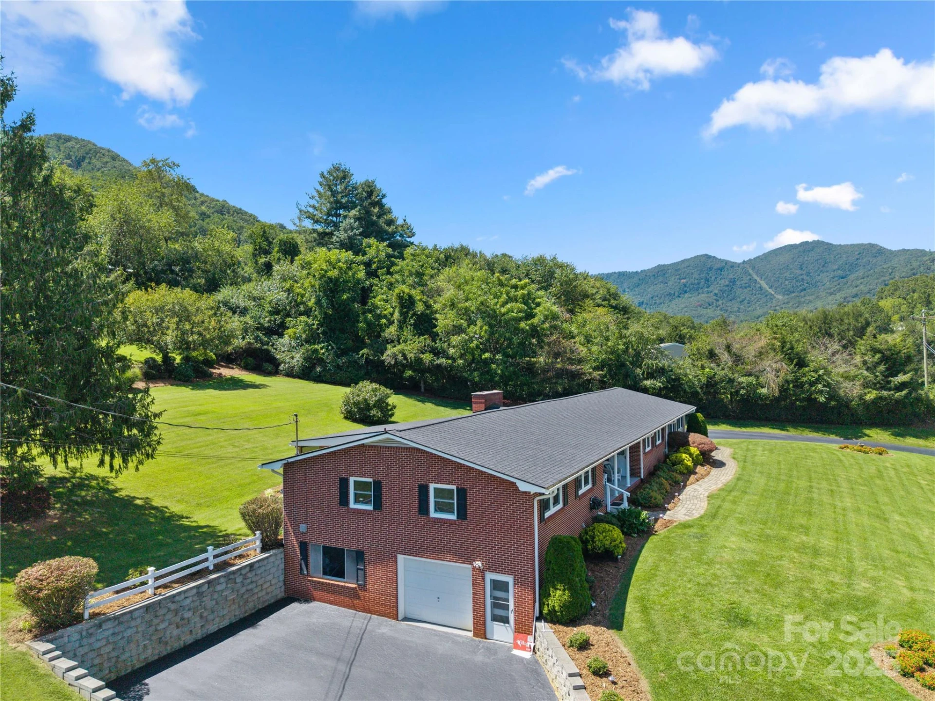 111 Curtis Creek Road - Photo 27