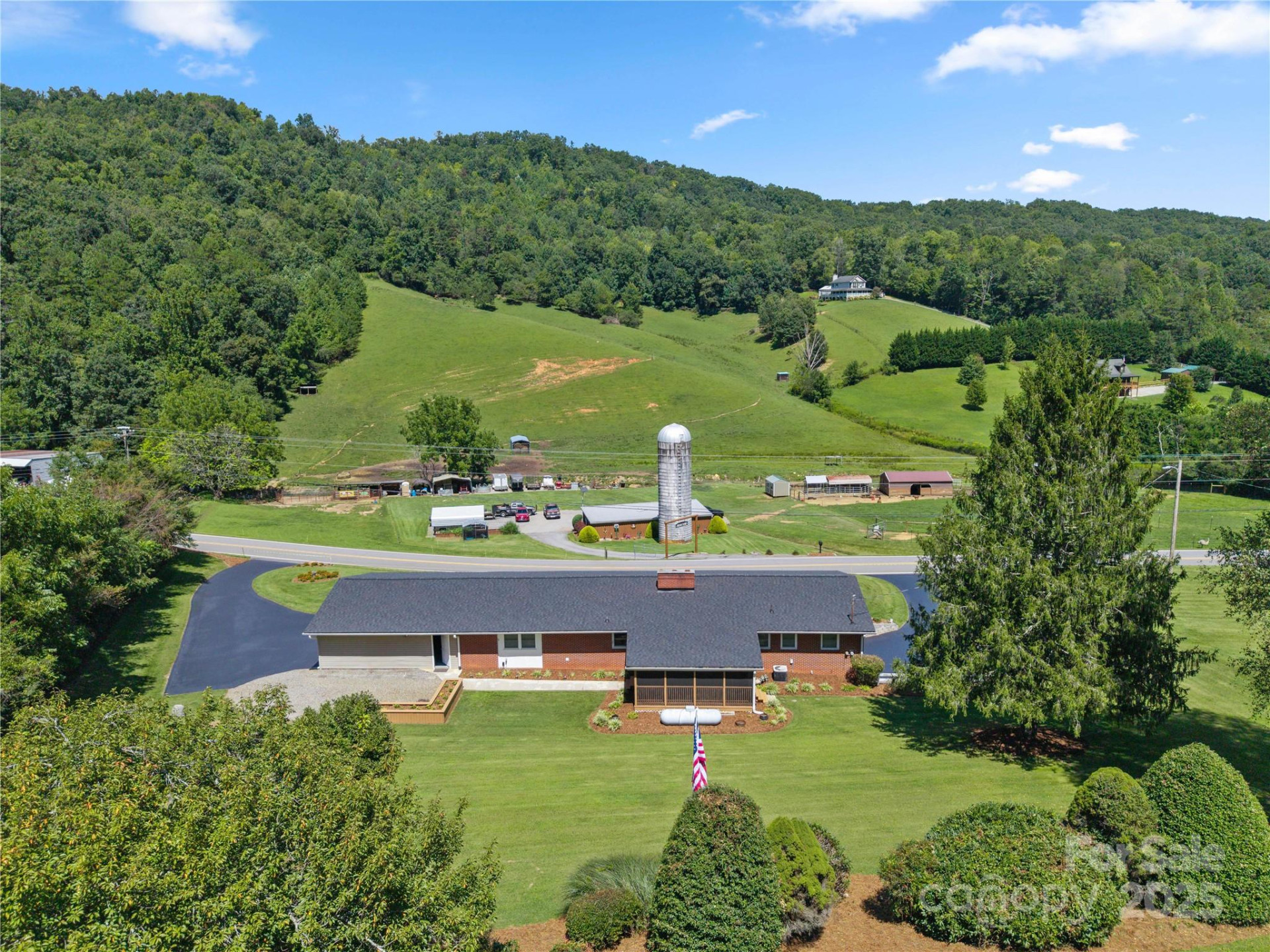111 Curtis Creek Road - Photo 28