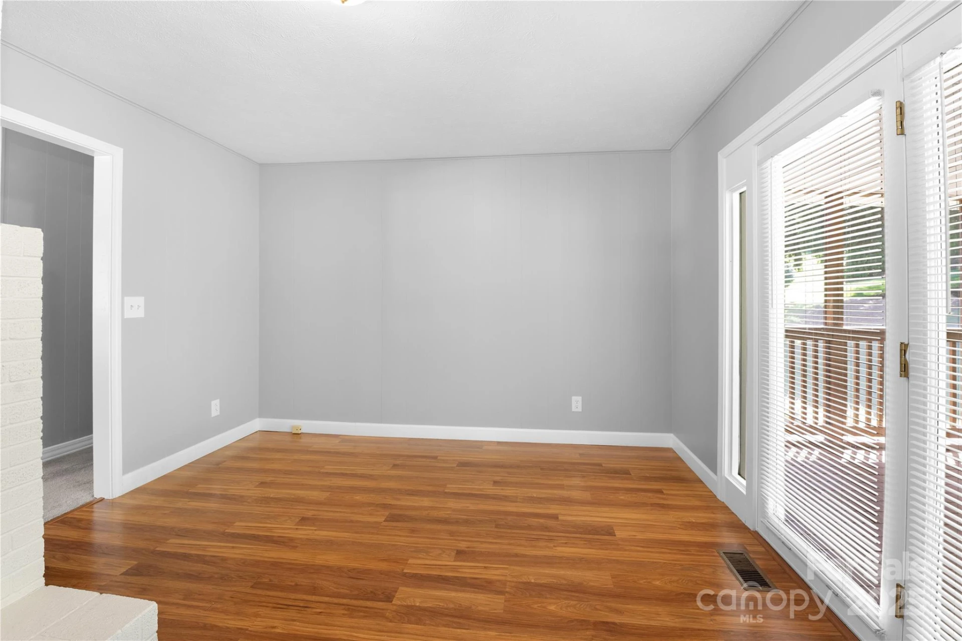 111 Curtis Creek Road - Photo 10