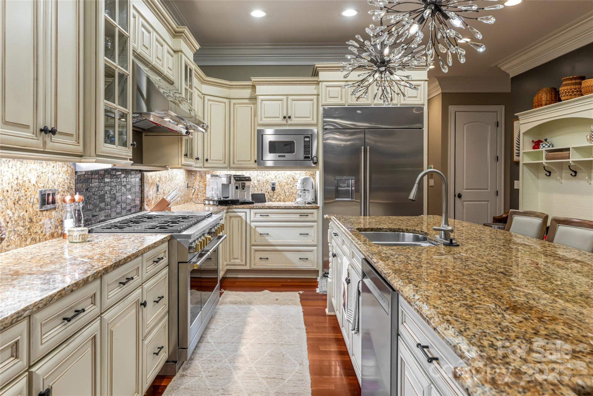 413 Barrington Drive - Photo 18