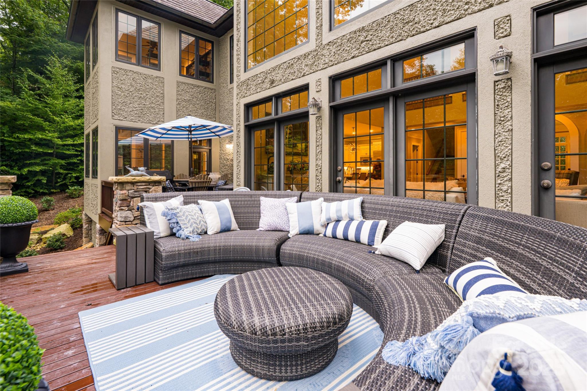 413 Barrington Drive - Photo 41