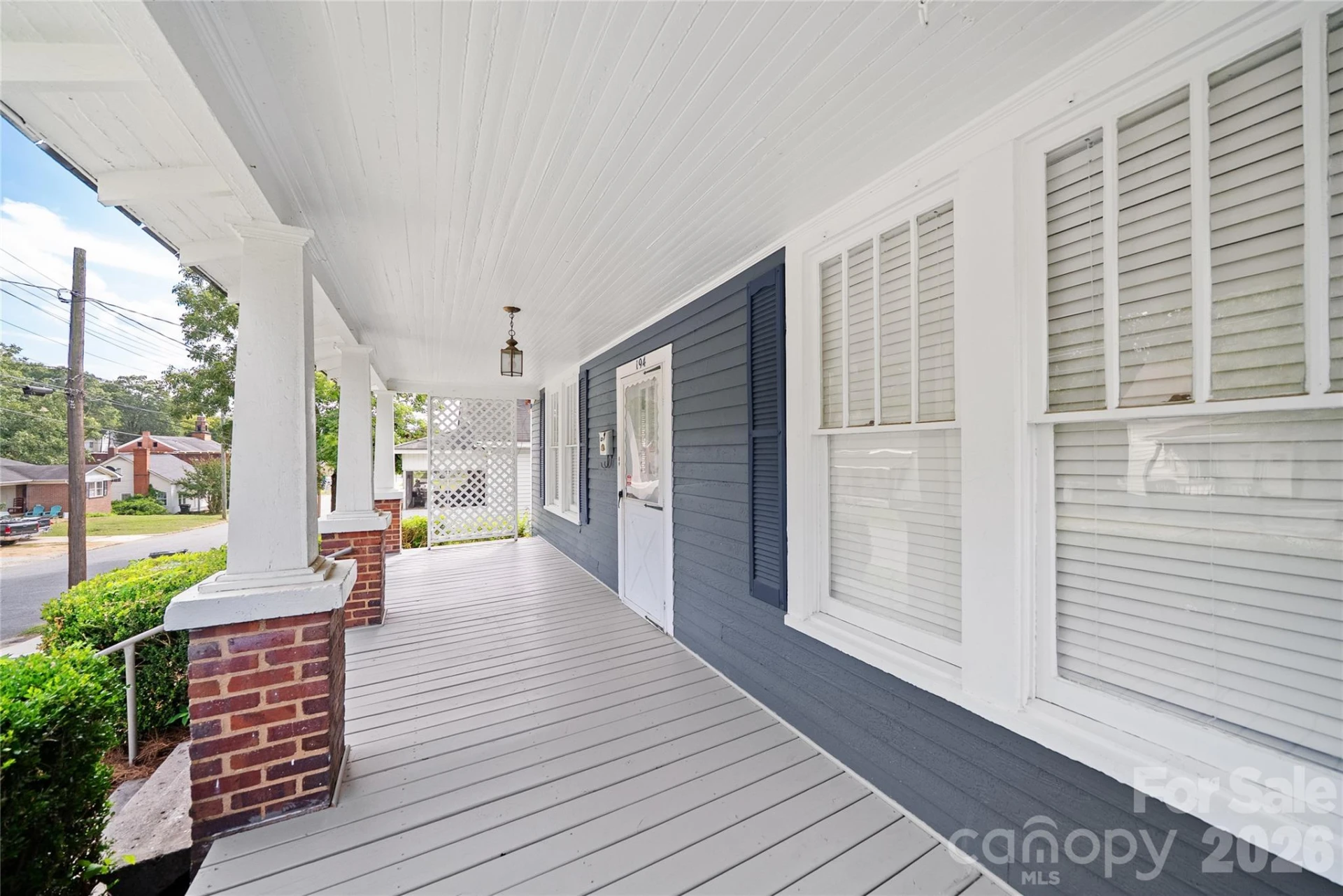 194 Cedar Drive - Photo 4