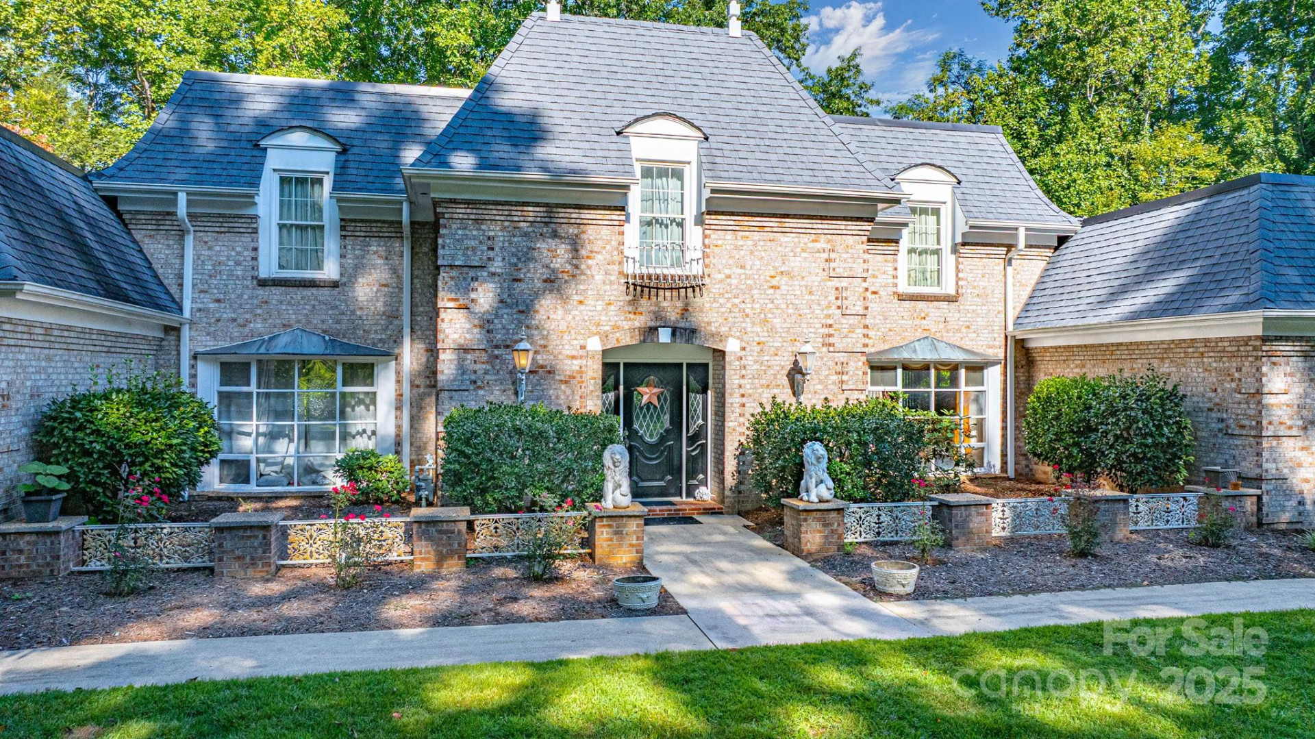 390 Forest Heights Drive