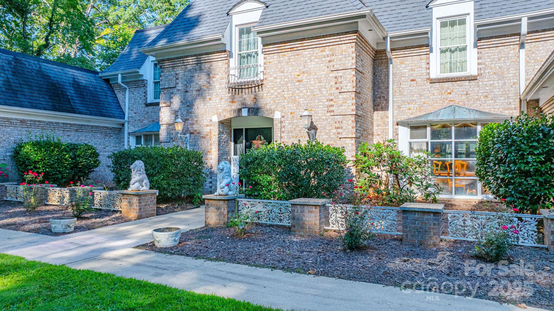 390 Forest Heights Drive - Photo 5