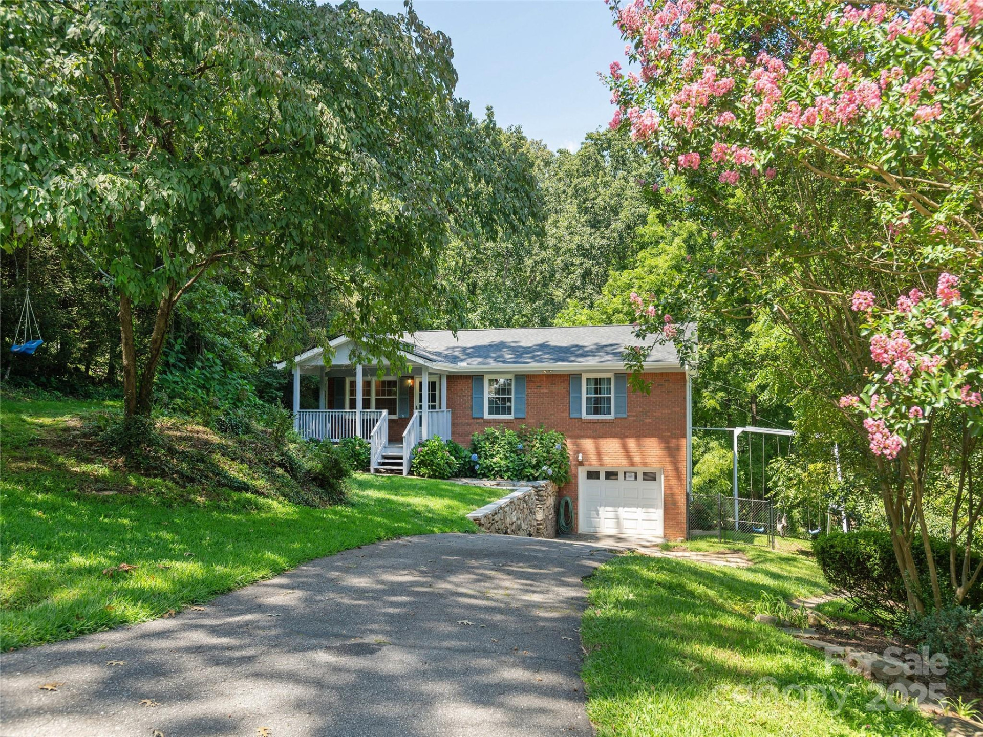 21 Laurel Park Drive - Photo 3