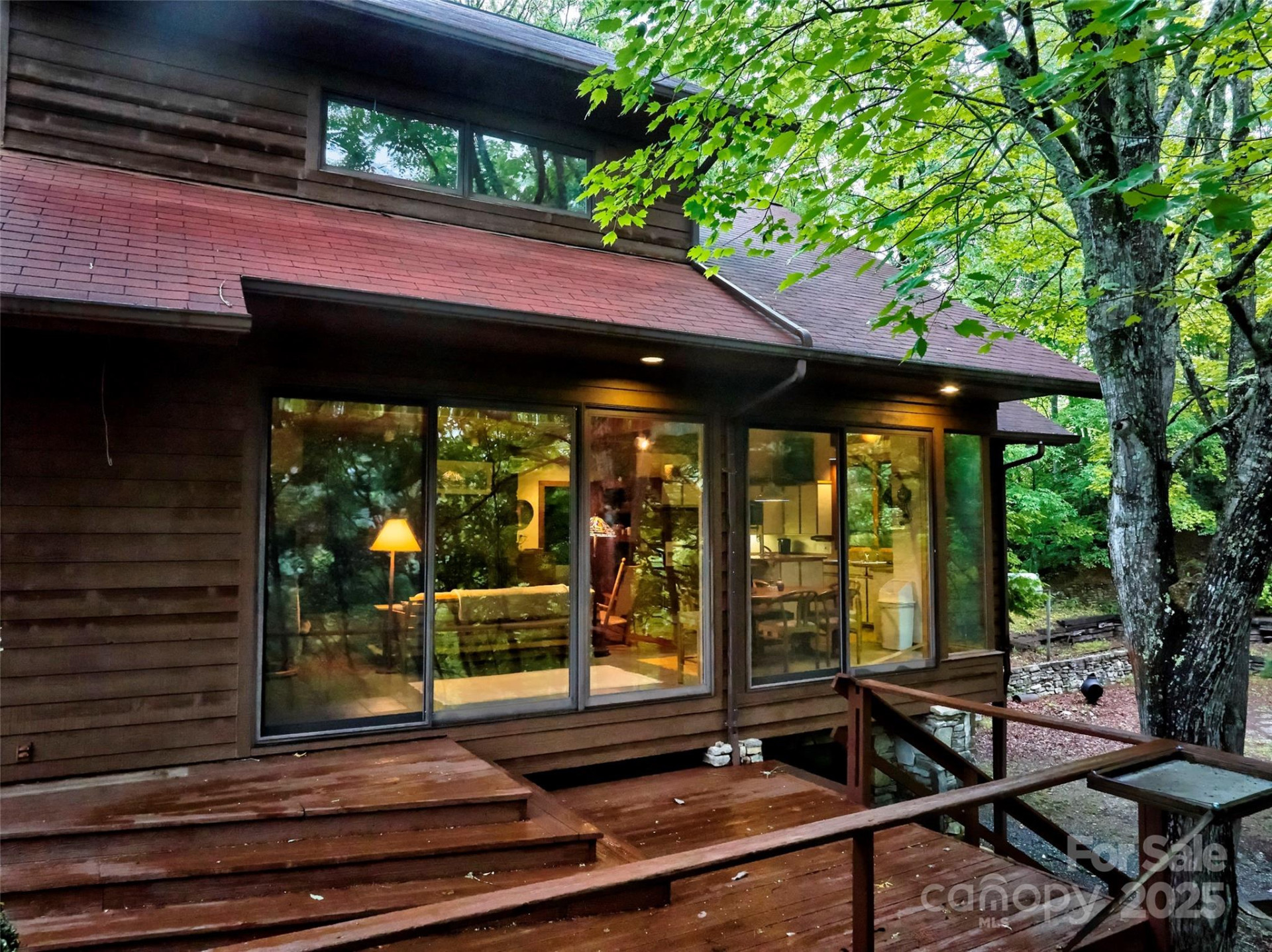 565 Silver Ridge Road - Photo 11