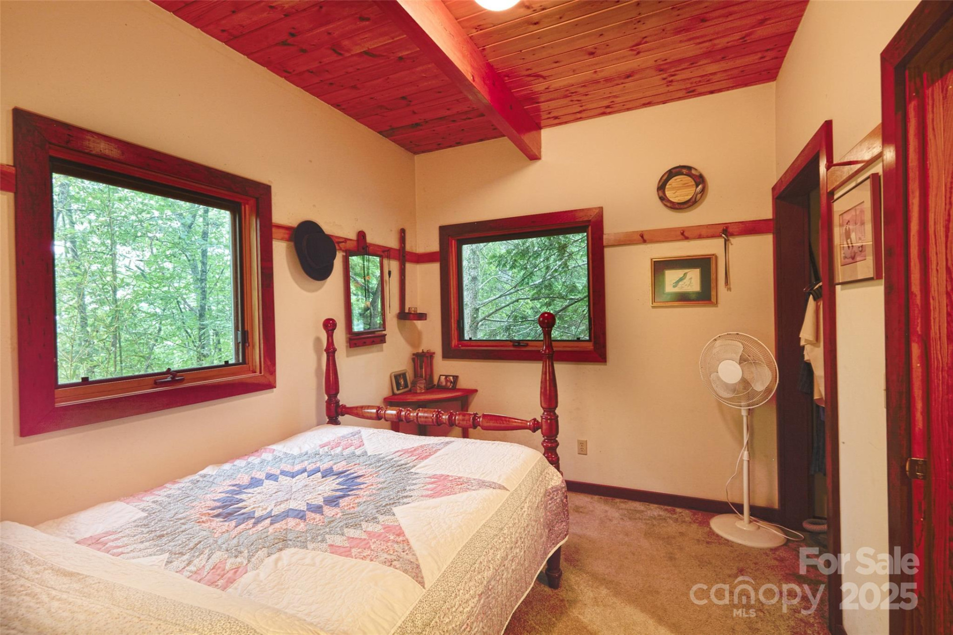 565 Silver Ridge Road - Photo 44