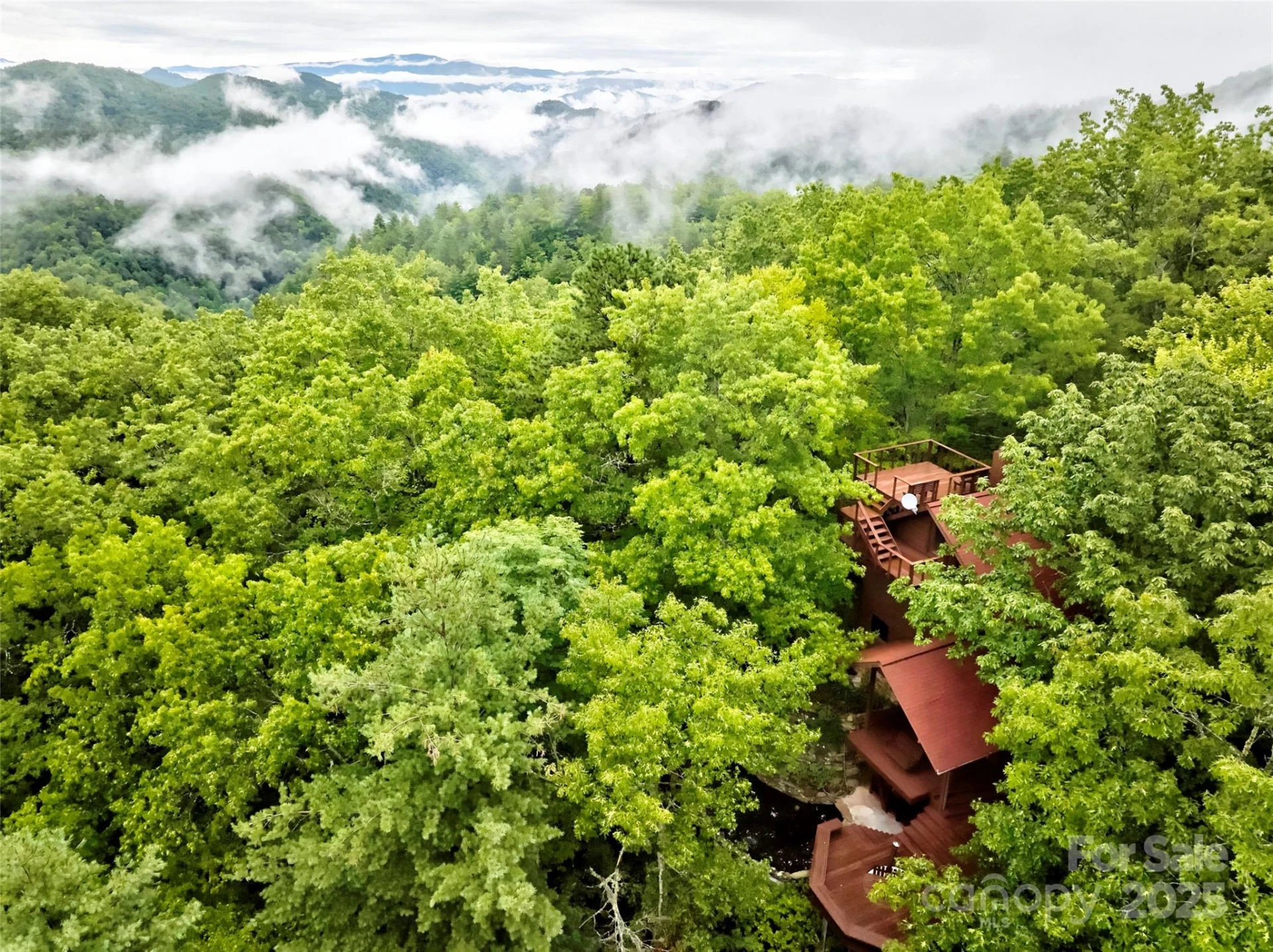 565 Silver Ridge Road - Photo 9