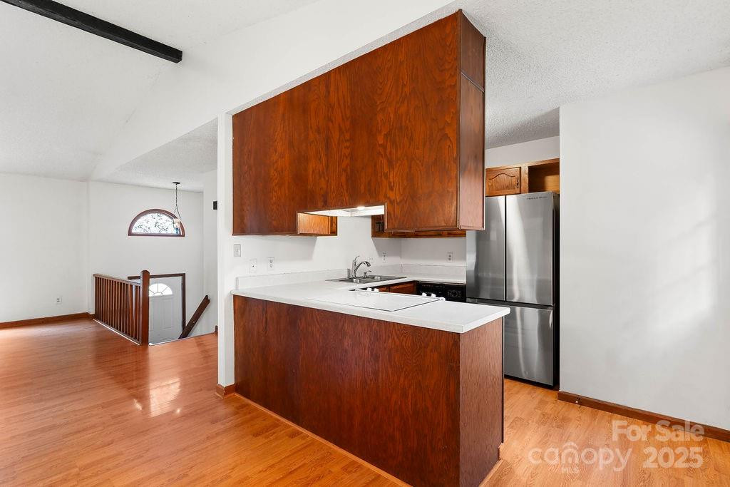 153 Elkwood Avenue - Photo 15
