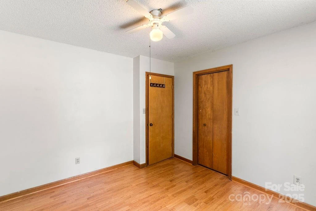 153 Elkwood Avenue - Photo 24