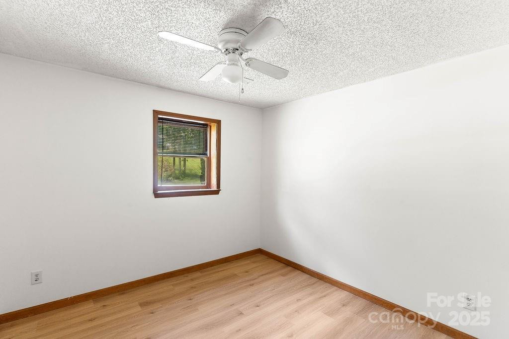 153 Elkwood Avenue - Photo 34