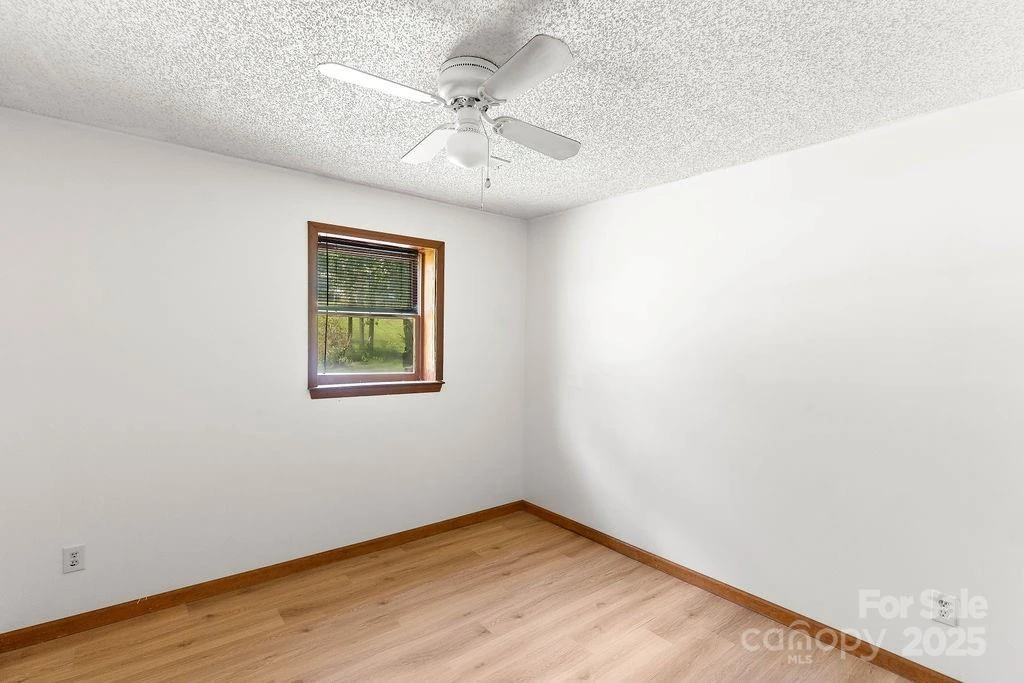 153 Elkwood Avenue - Photo 34