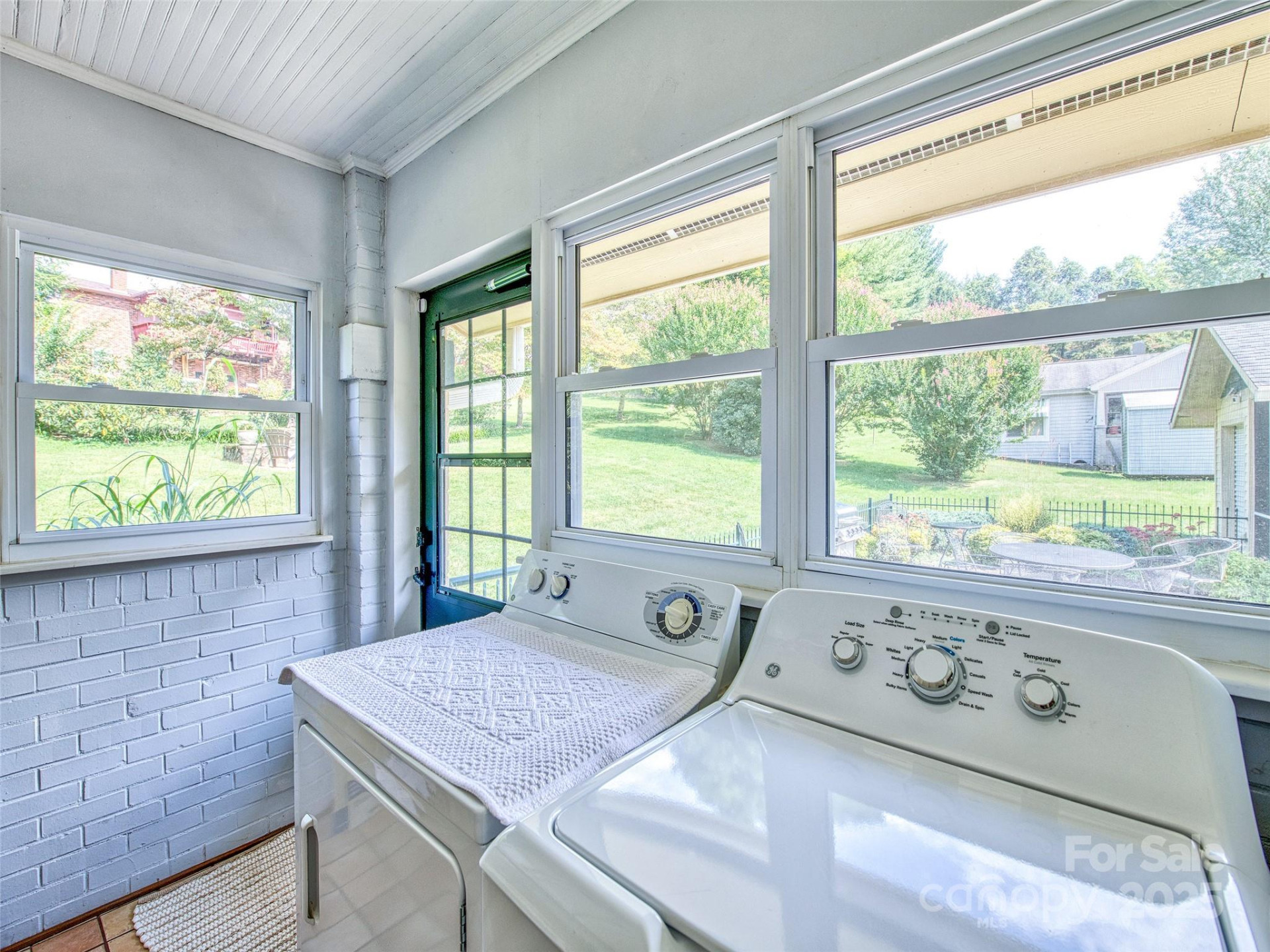 85 Marshall Street - Photo 29
