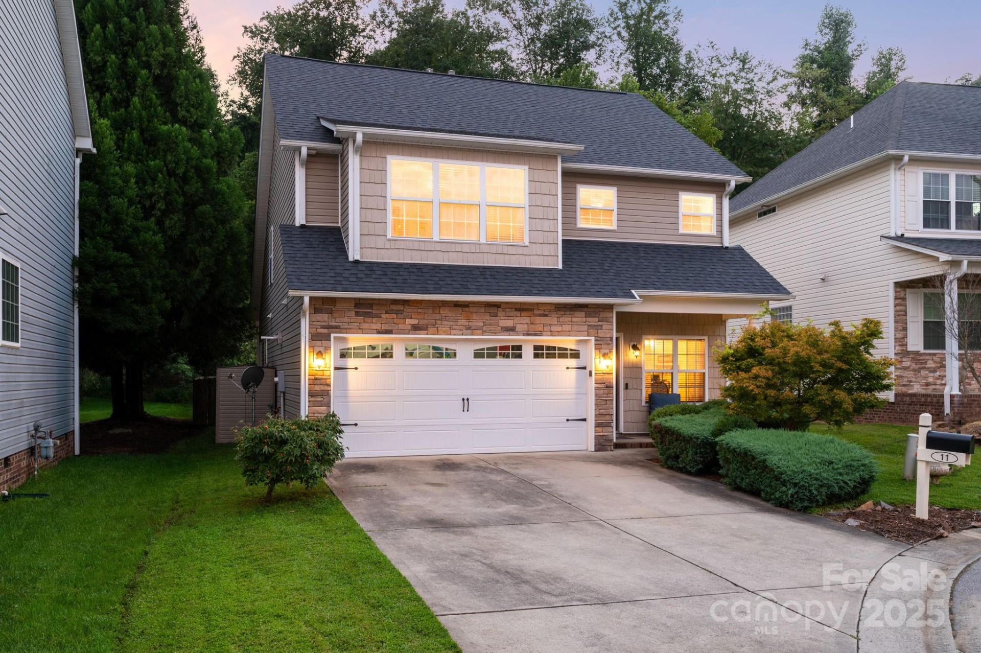 11 Dansford Lane