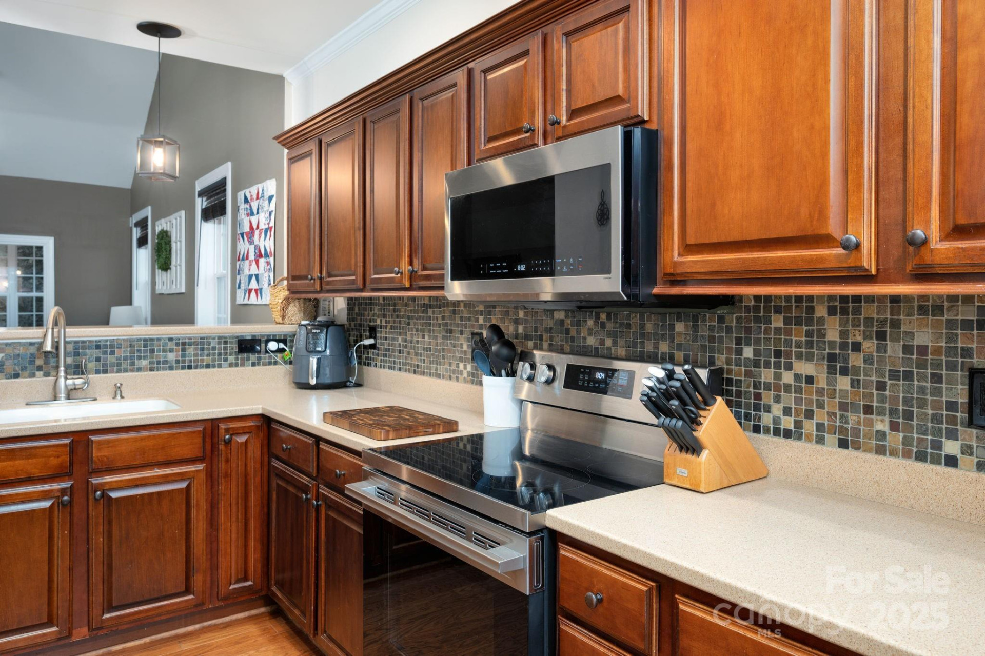 11 Dansford Lane - Photo 11