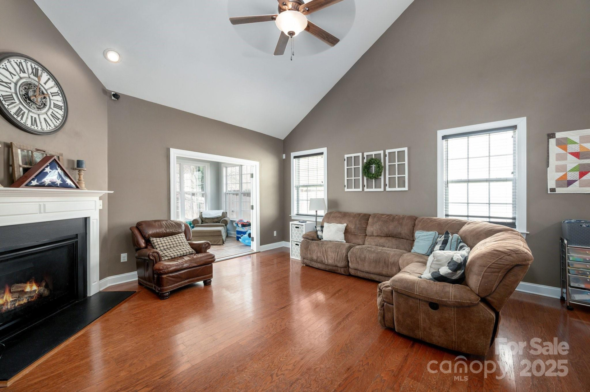 11 Dansford Lane - Photo 6
