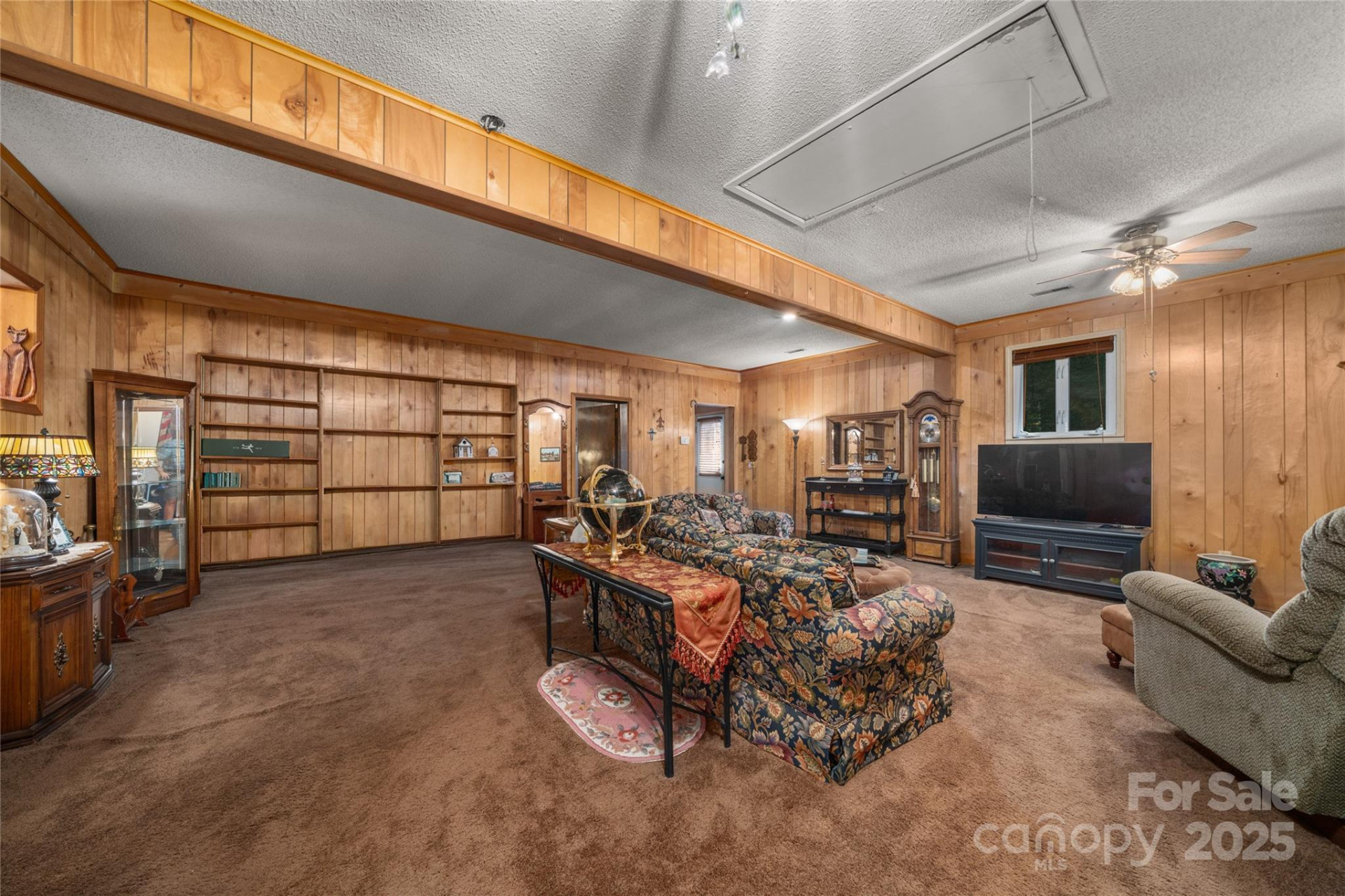 335 Lake Circle Drive - Photo 14