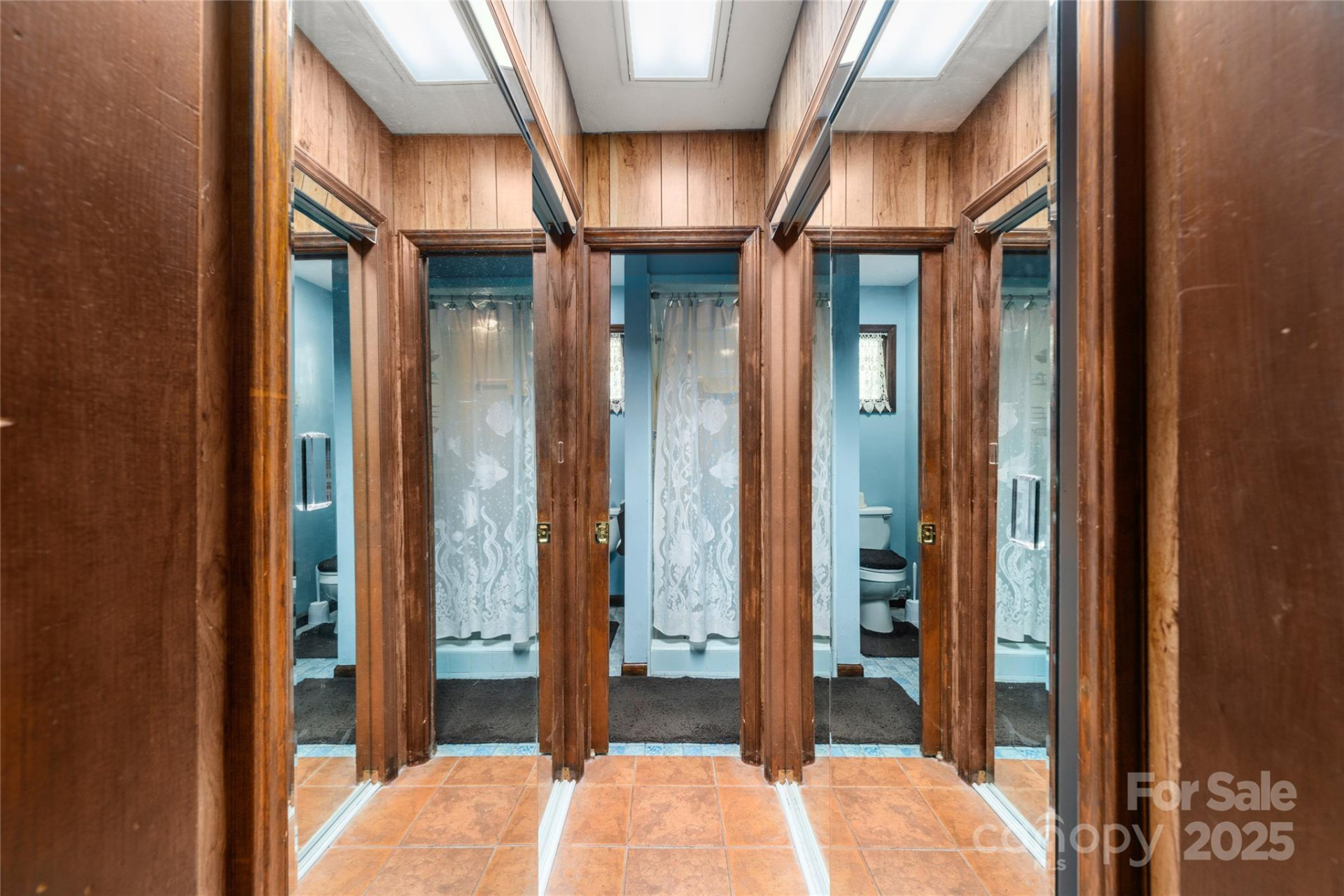 335 Lake Circle Drive - Photo 18