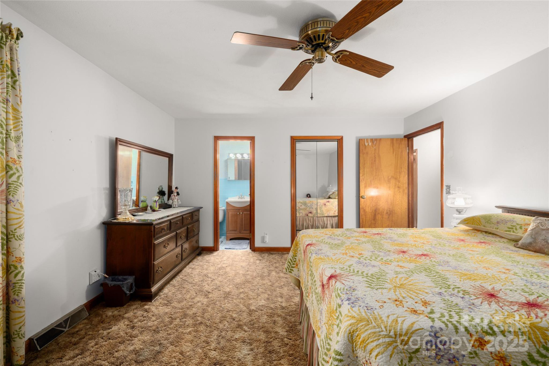 335 Lake Circle Drive - Photo 20