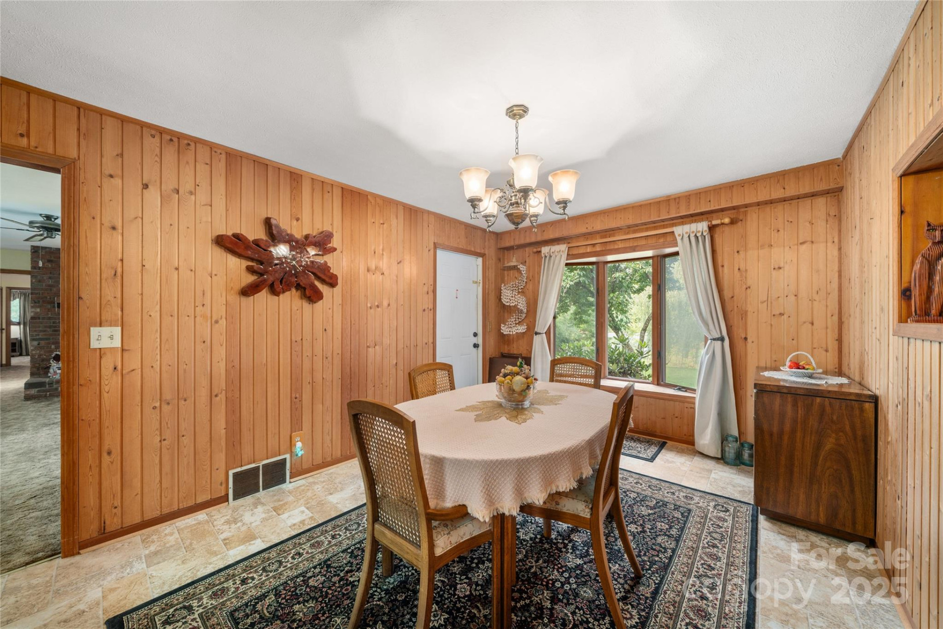 335 Lake Circle Drive - Photo 3