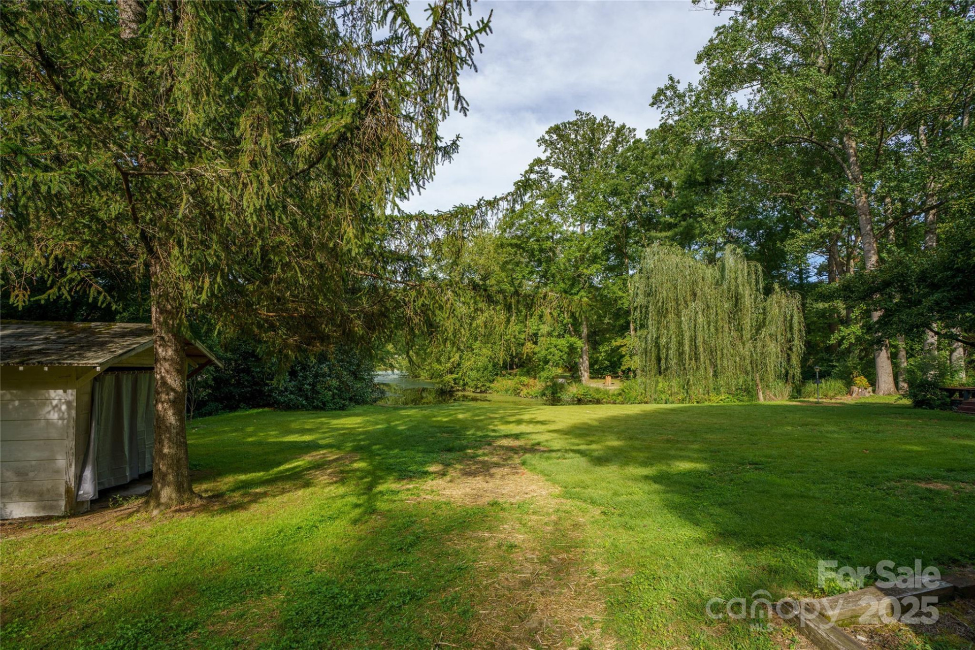 335 Lake Circle Drive - Photo 33