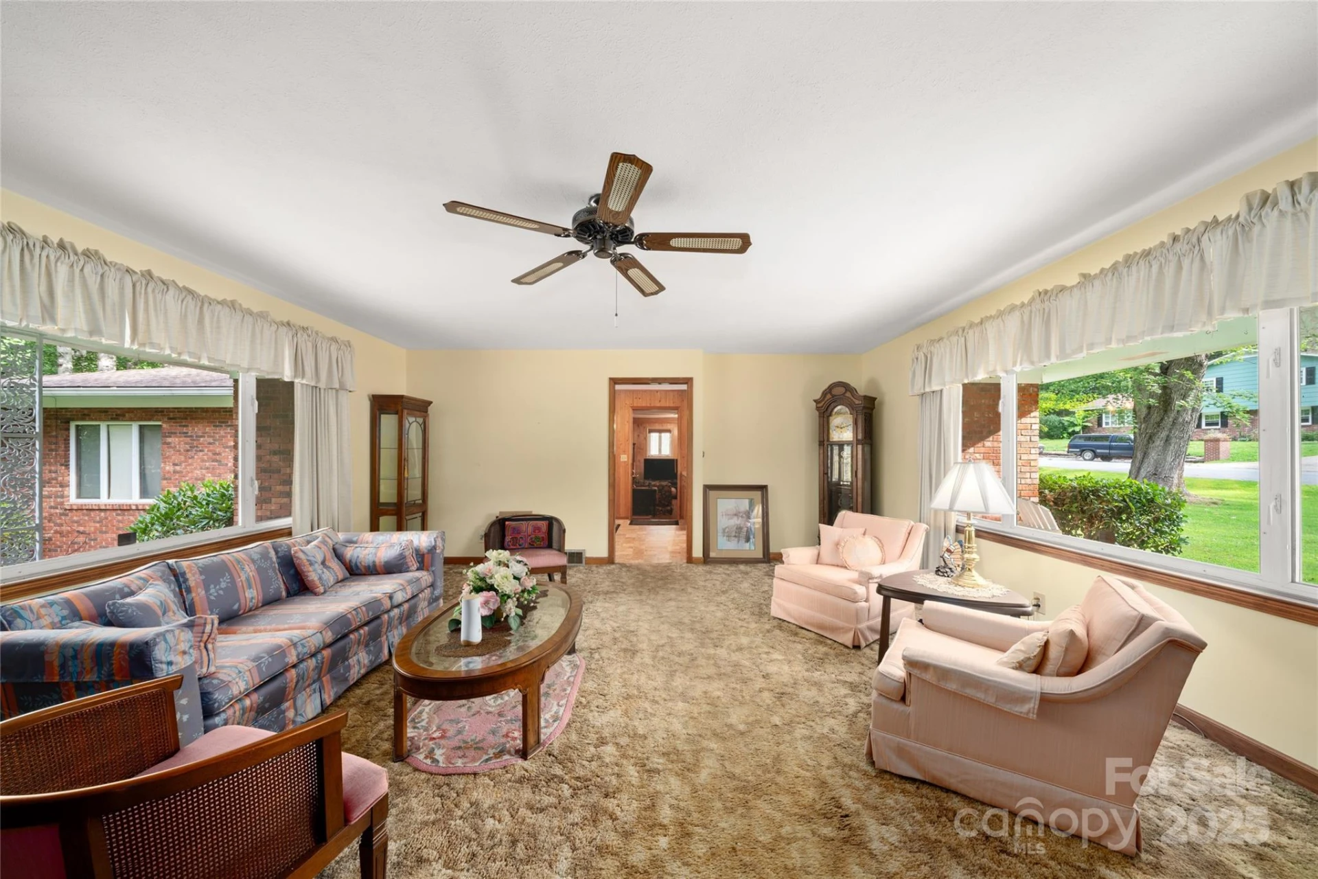 335 Lake Circle Drive - Photo 8