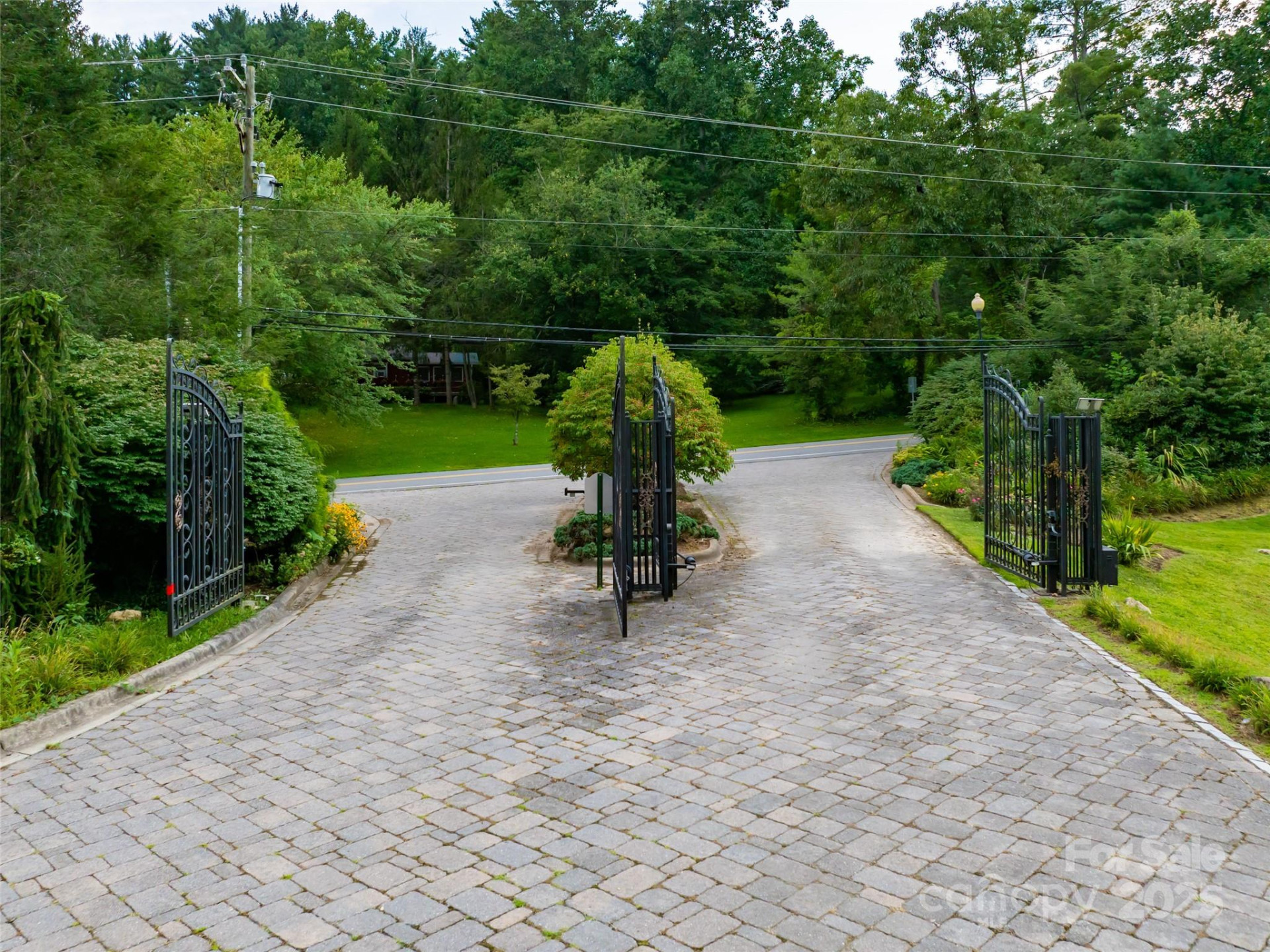 407 Melnick Terrace - Photo 20