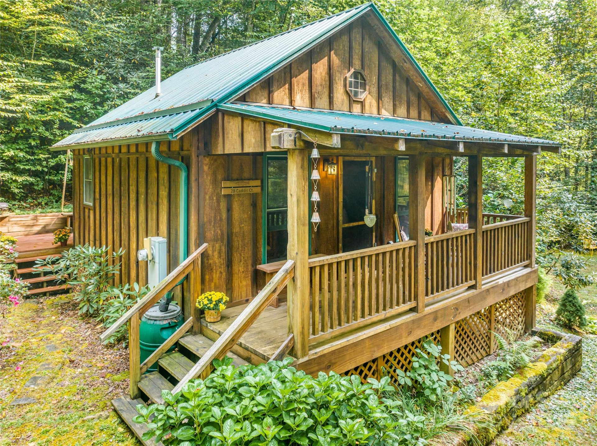 28 Caddis Court