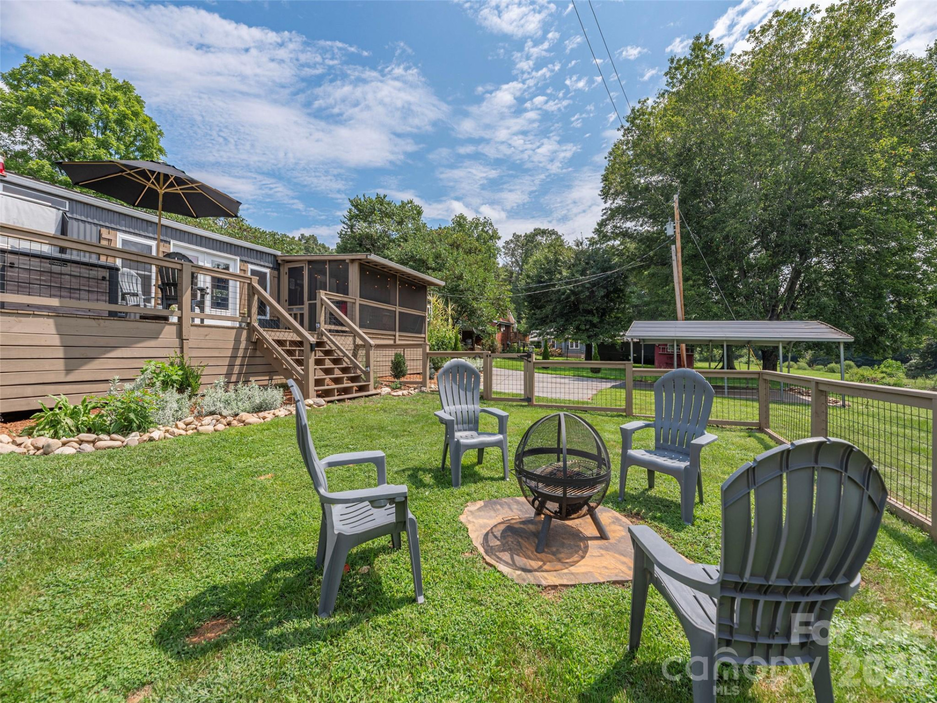 248 Max Thompson Road - Photo 2