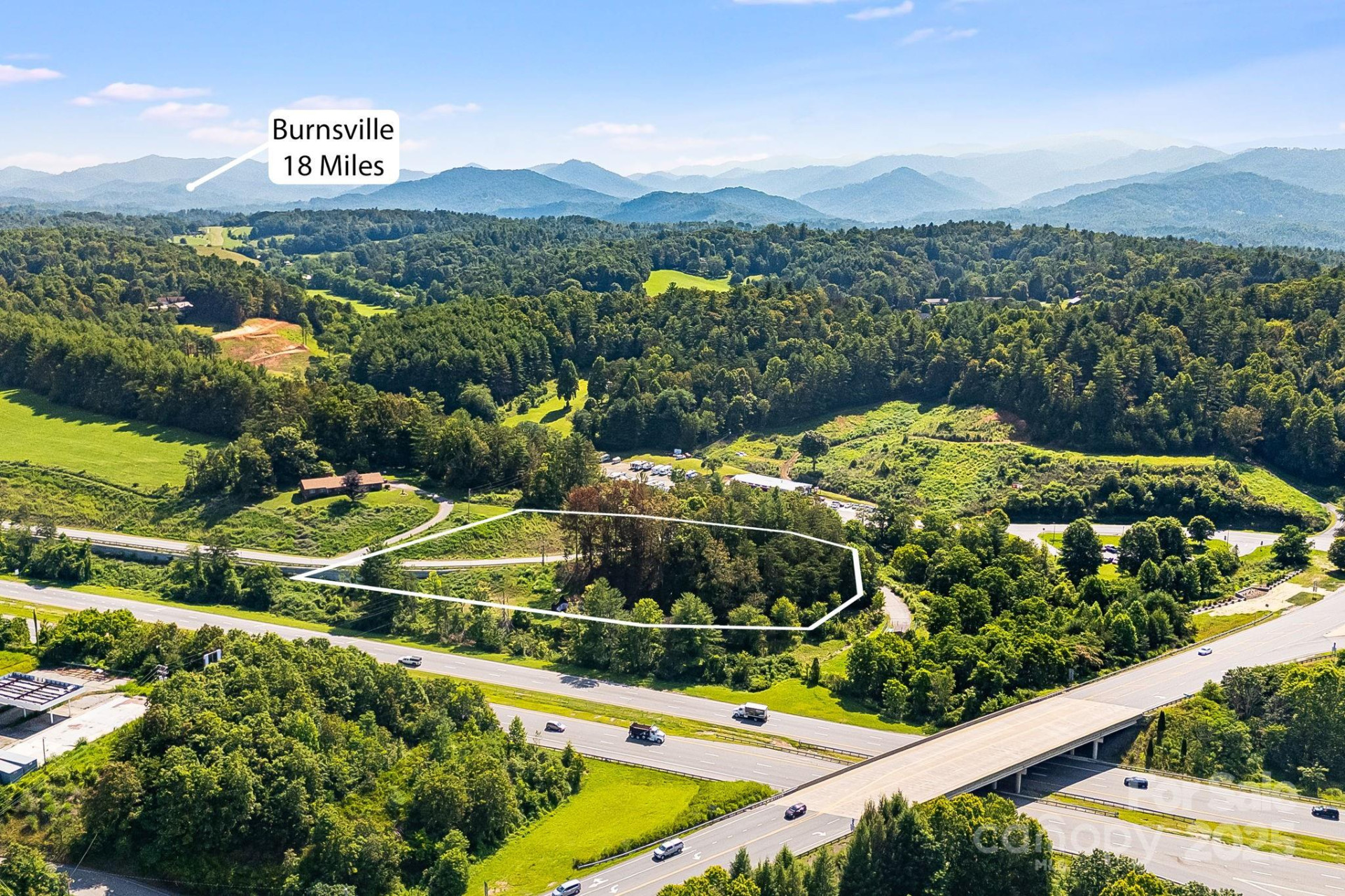 1672 Crossroads Parkway - Photo 4