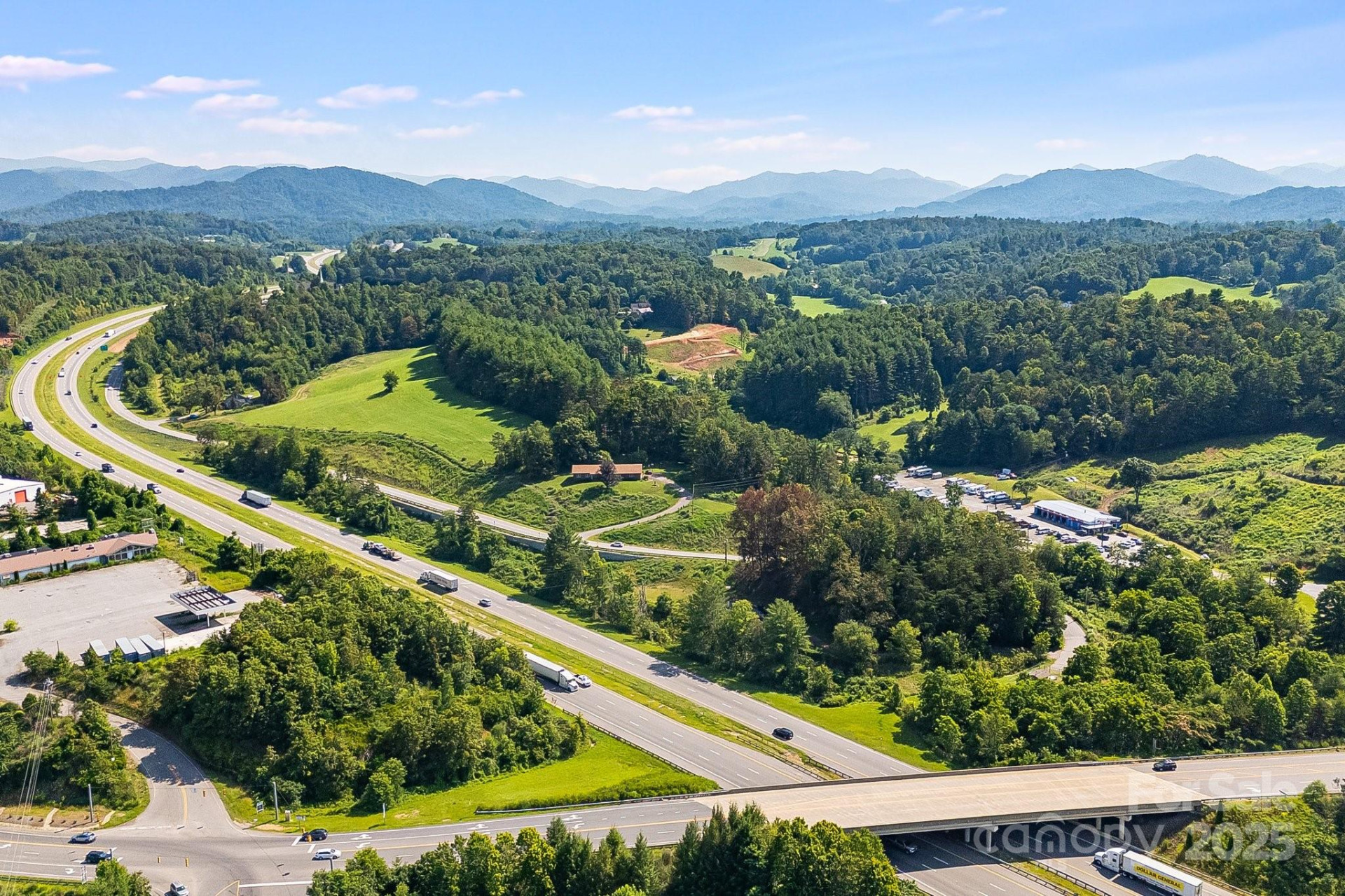 1672 Crossroads Parkway - Photo 9