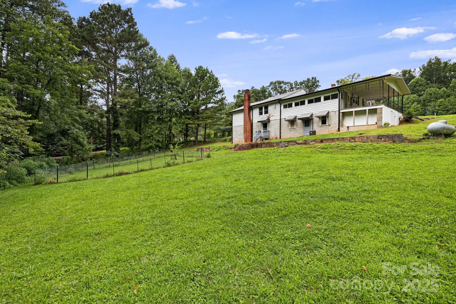8171 Sugar Hill Road - Photo 3
