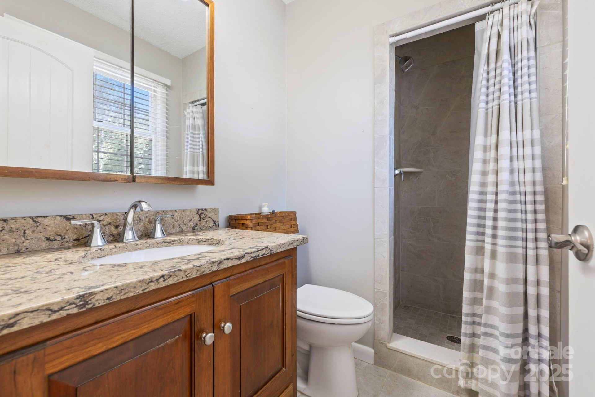 8 English Place - Photo 24