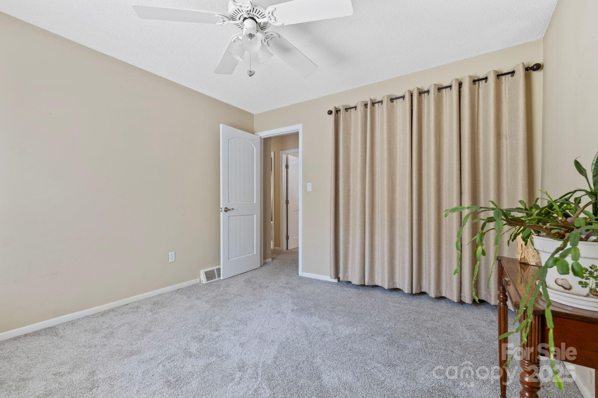 8 English Place - Photo 25