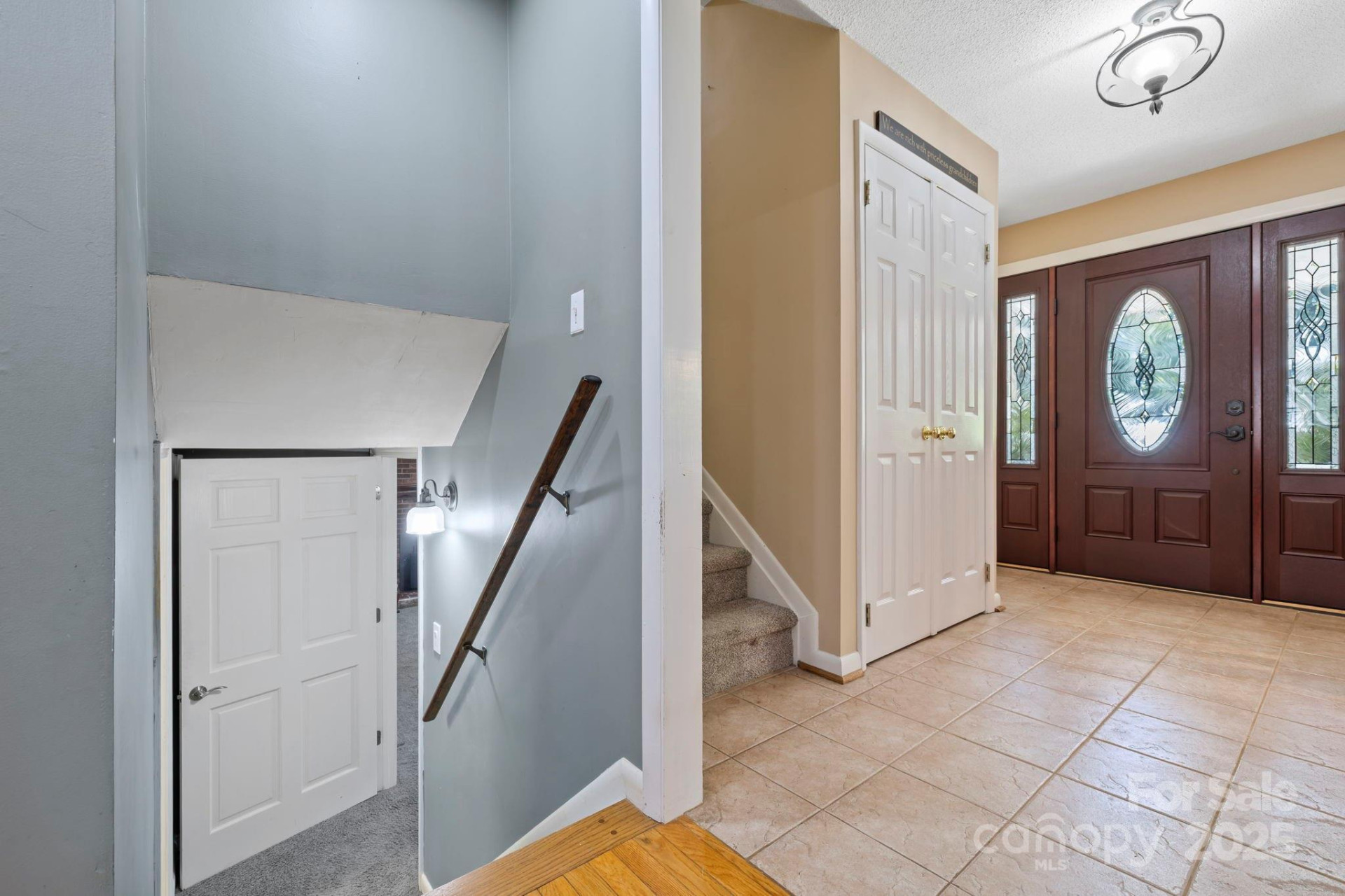 8 English Place - Photo 7