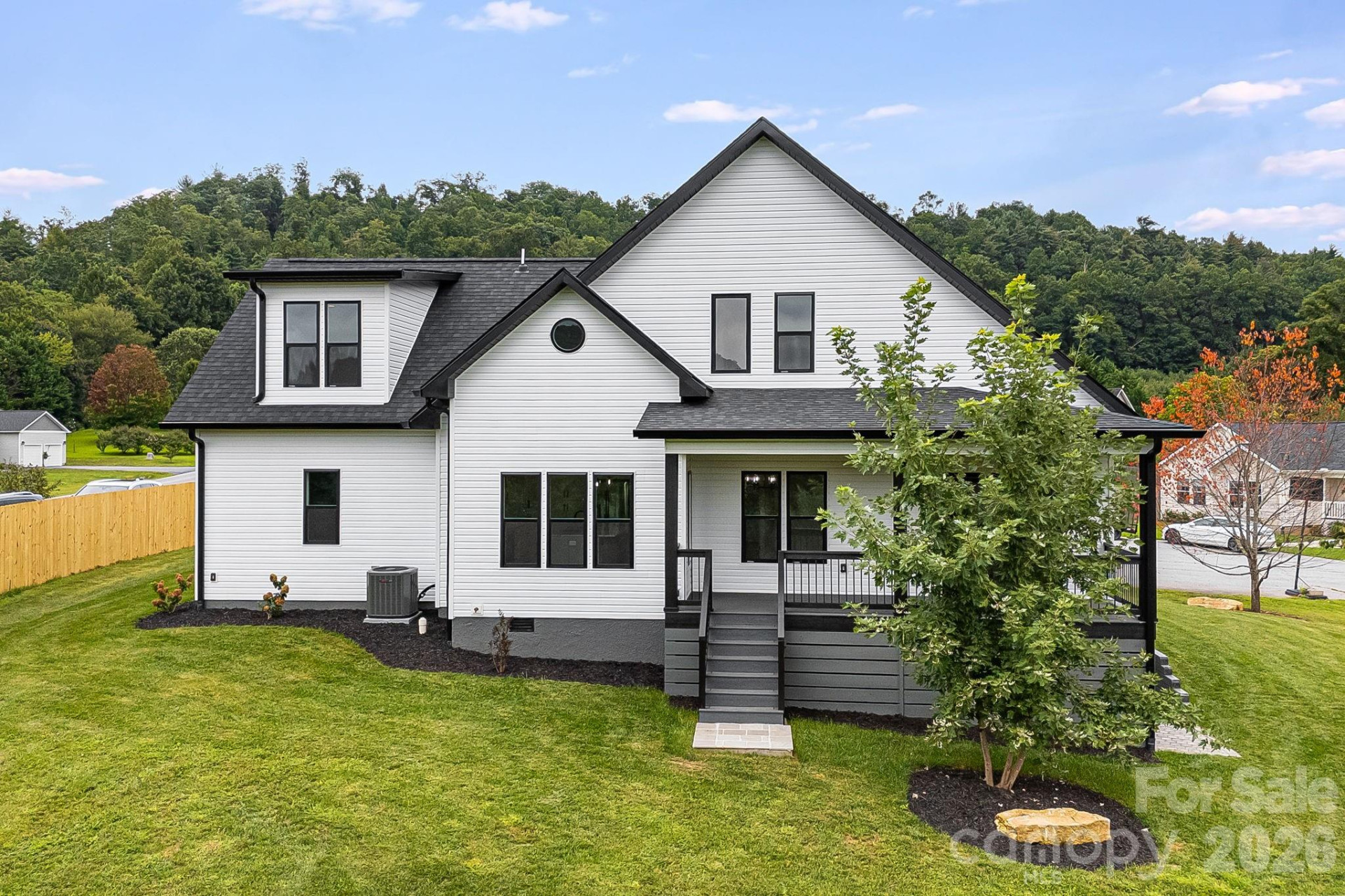 38 Red Laurel Court - Photo 4