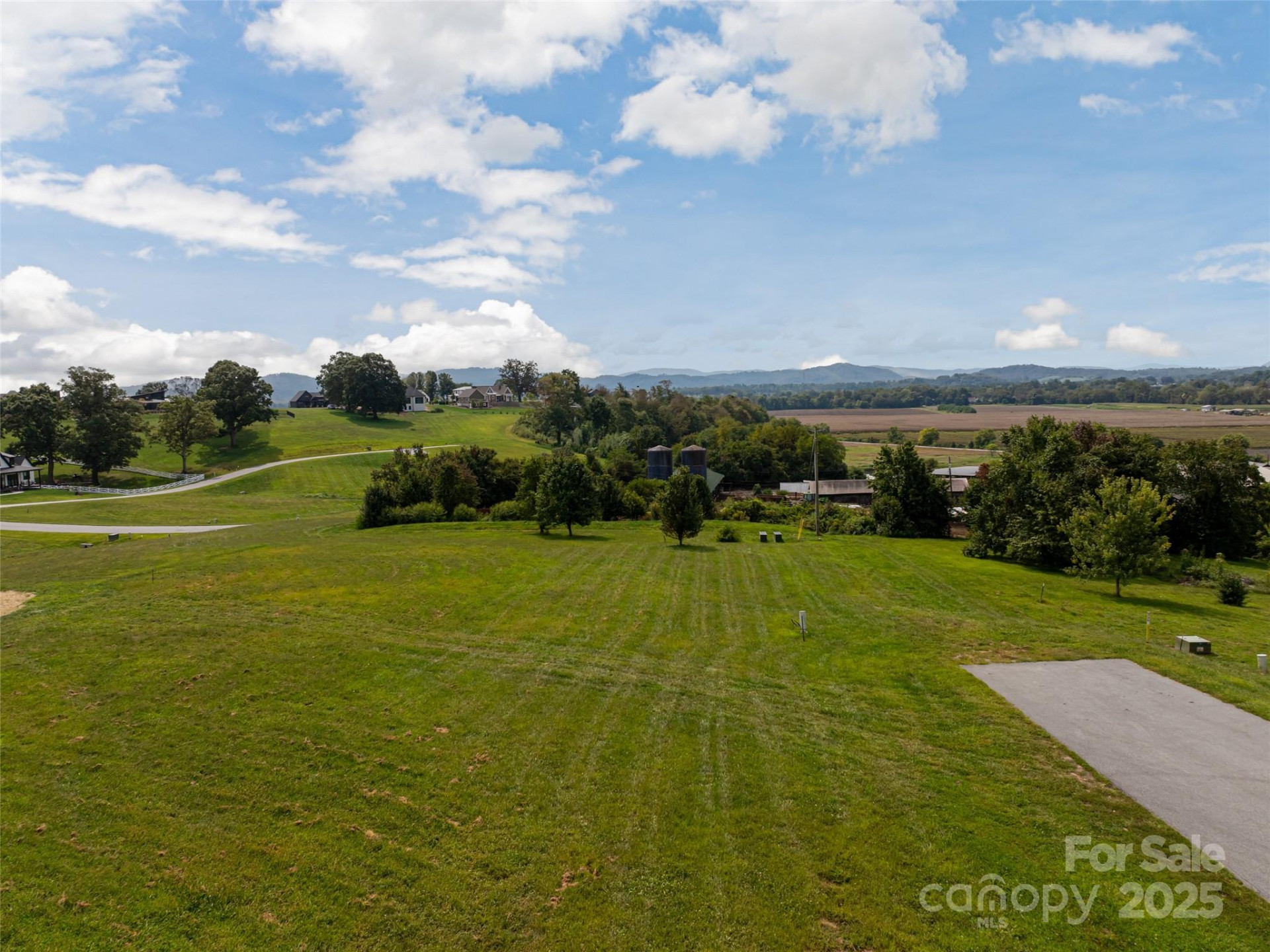 301 Majestic Ridge Road #57 - Photo 6