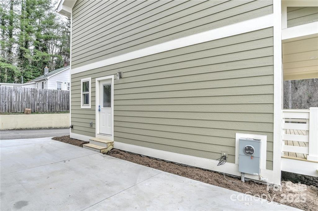 129 Aurora Drive #10 - Photo 2